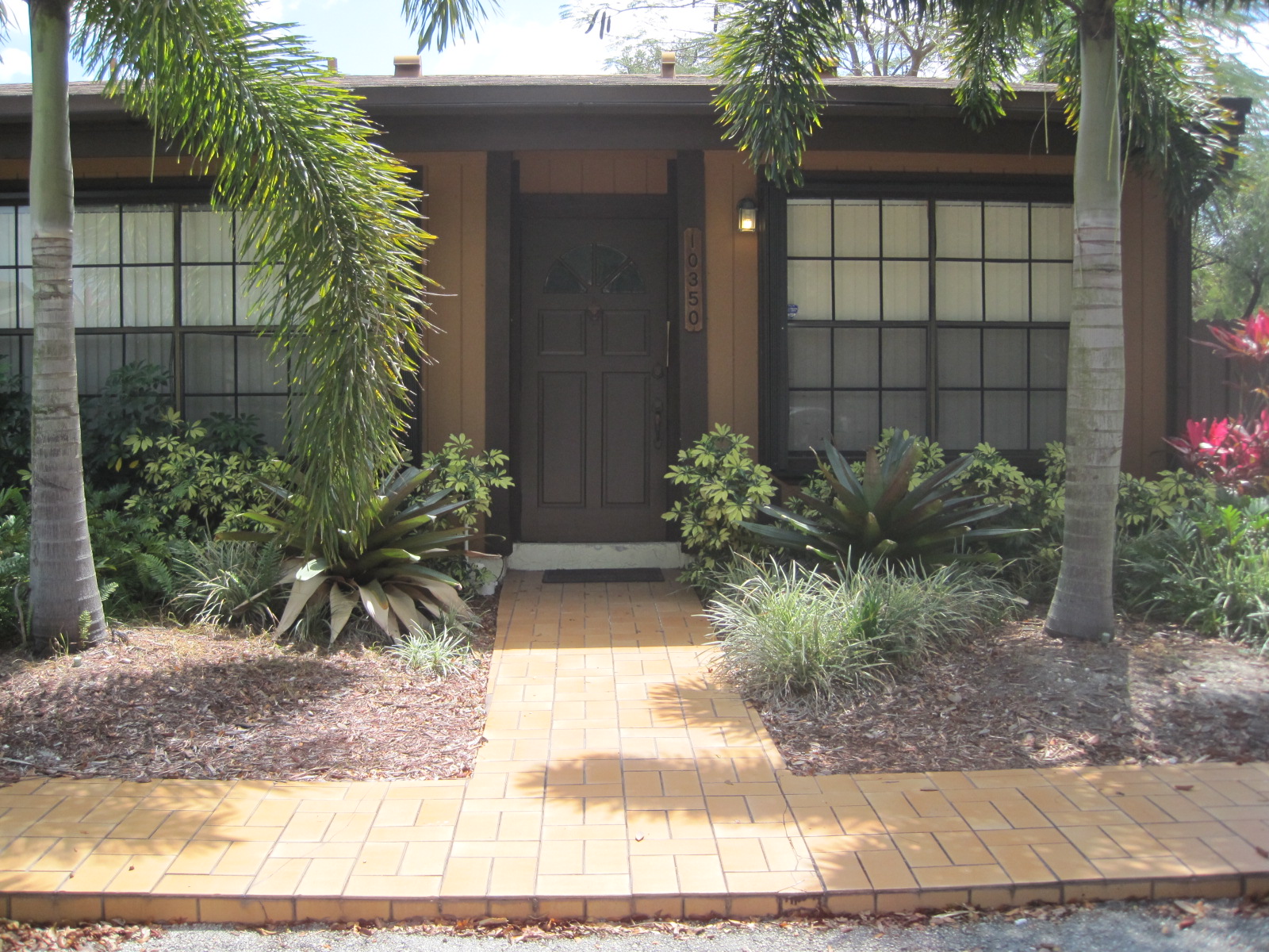 JUST SOLD! 2BD/2BTH CEDARWOODS VILLA, PEMBROKE PINES, FL