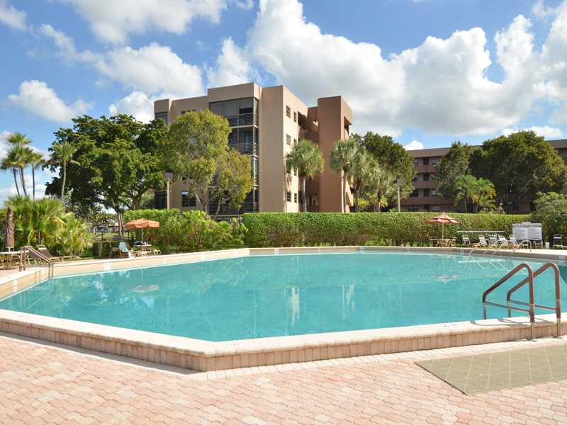 1 & 2BD RETIREMENT APTS FOR SALE, COLONY POINT, PEMBROKE PINES, FL.
