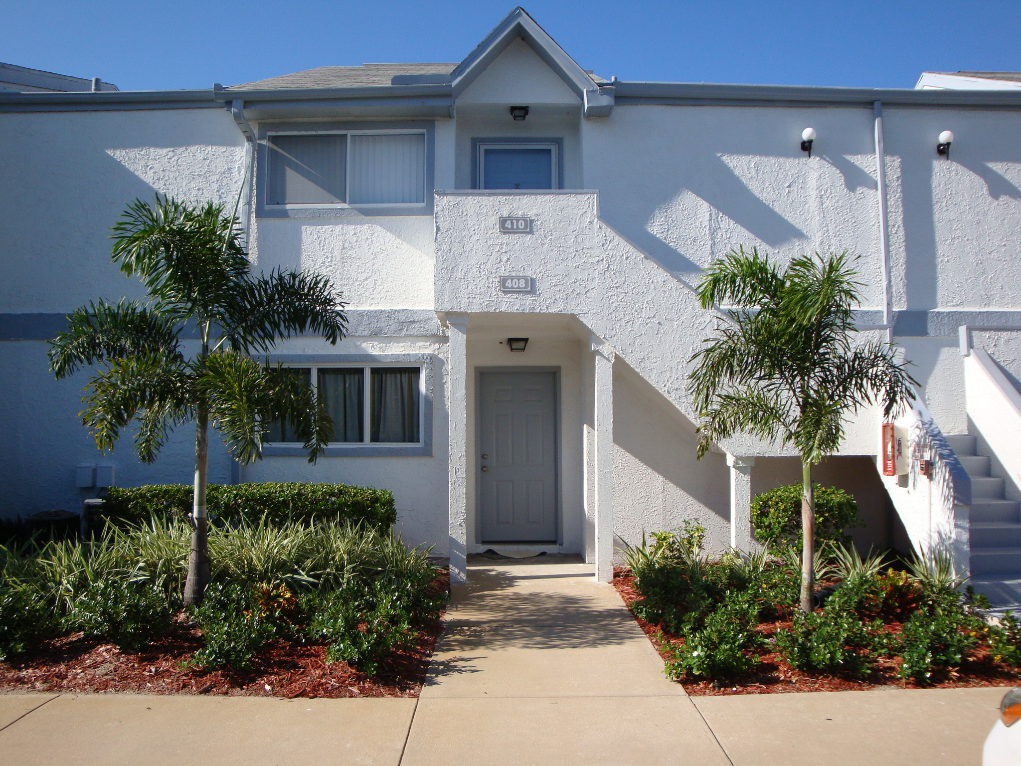 The Villages of Seaport is an oceanfront complex in Cap