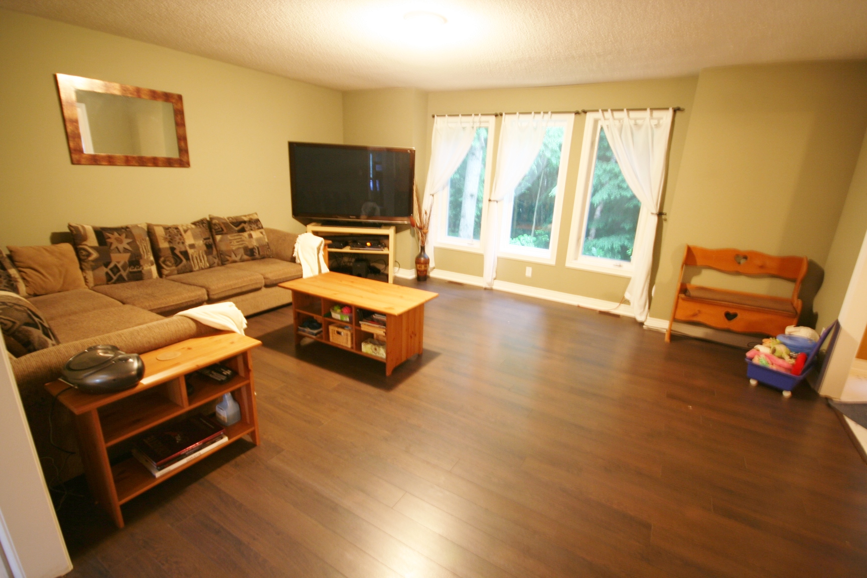 Country Home on Large Lot for Sale in New Lowell, Ontario