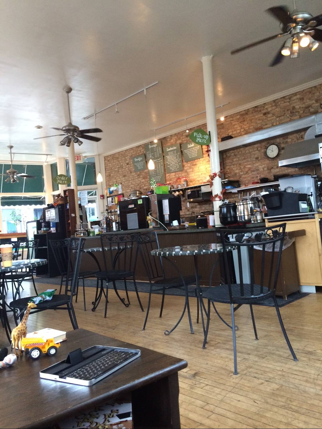 River's Edge Cafe in Aurora, IL A Hidden Jewel on the