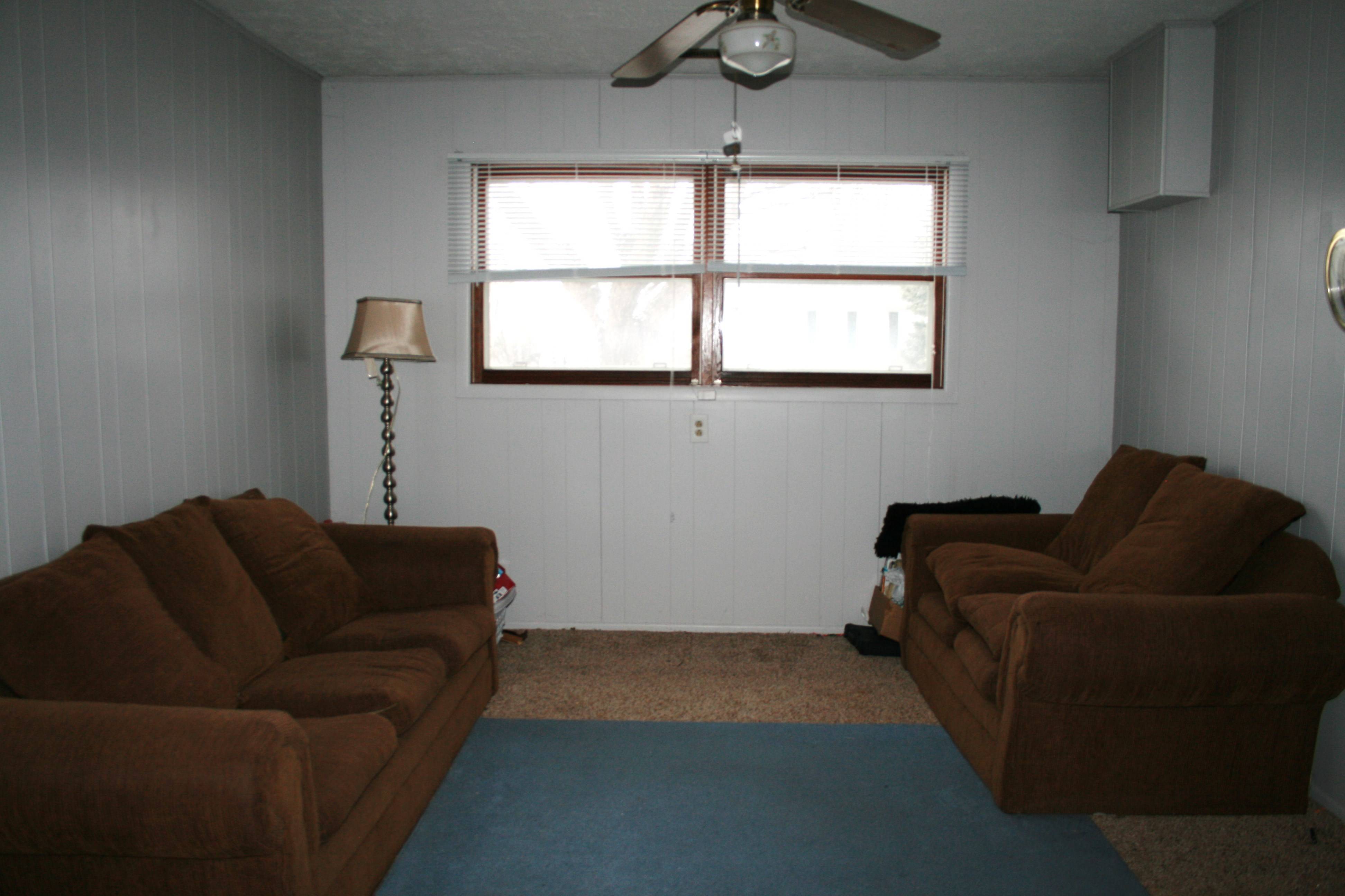 Summer Barbecue Ready! Raised Ranch in Oswego, IL