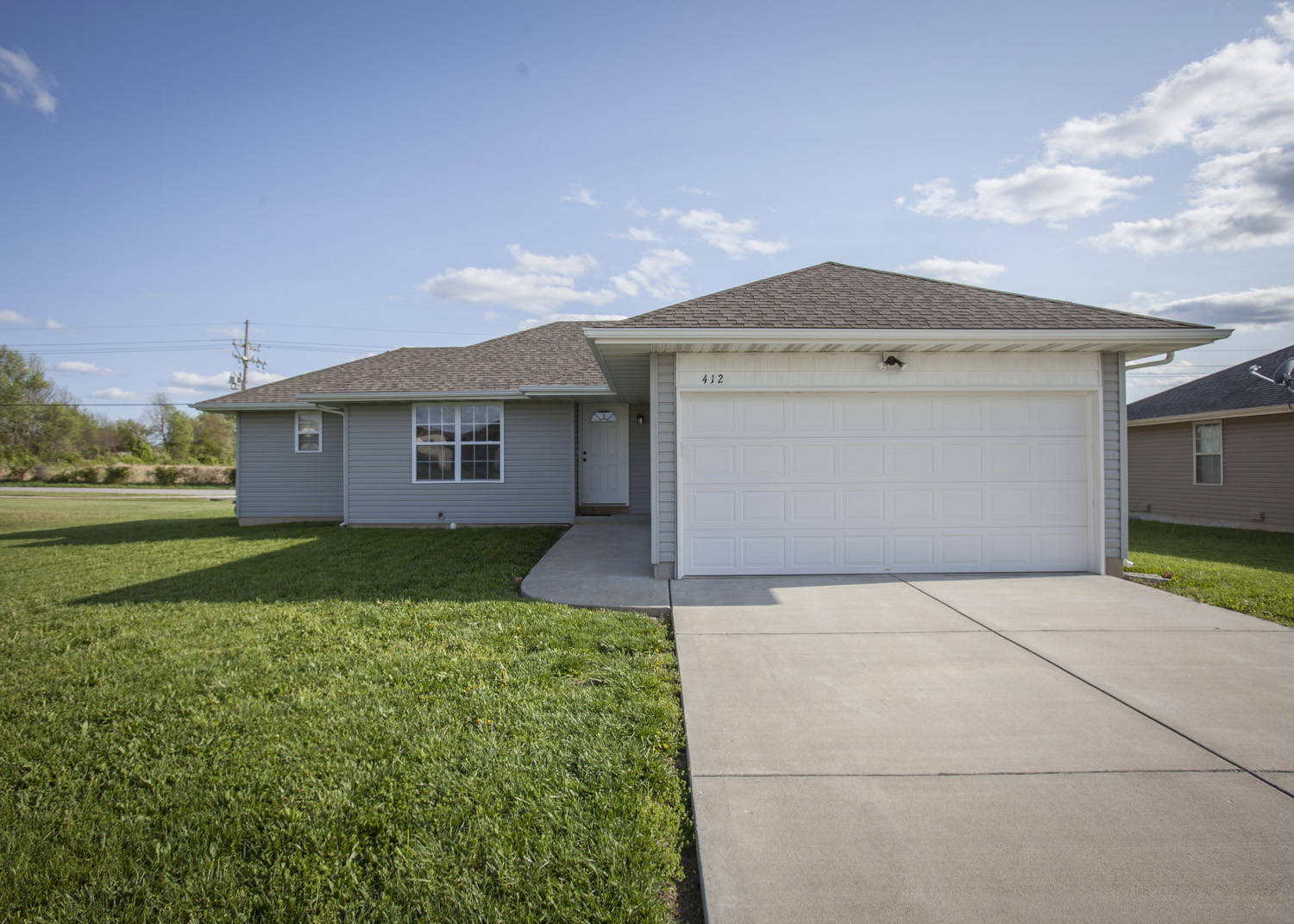 PRICE JUST REDUCED! In Clever, Missouri!