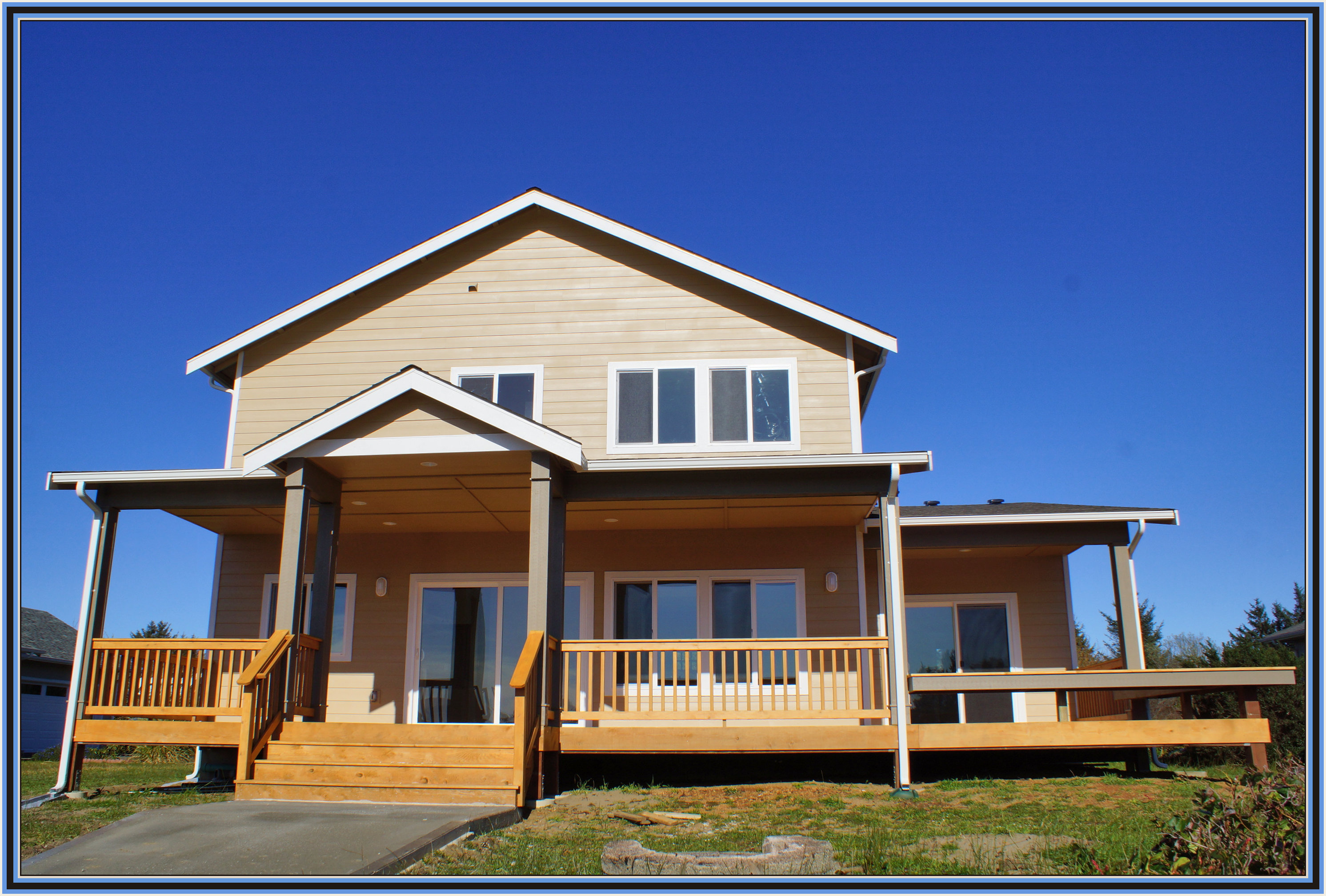 OCEAN SHORES REAL ESTATE New Waterfront Home! 4br 3ba