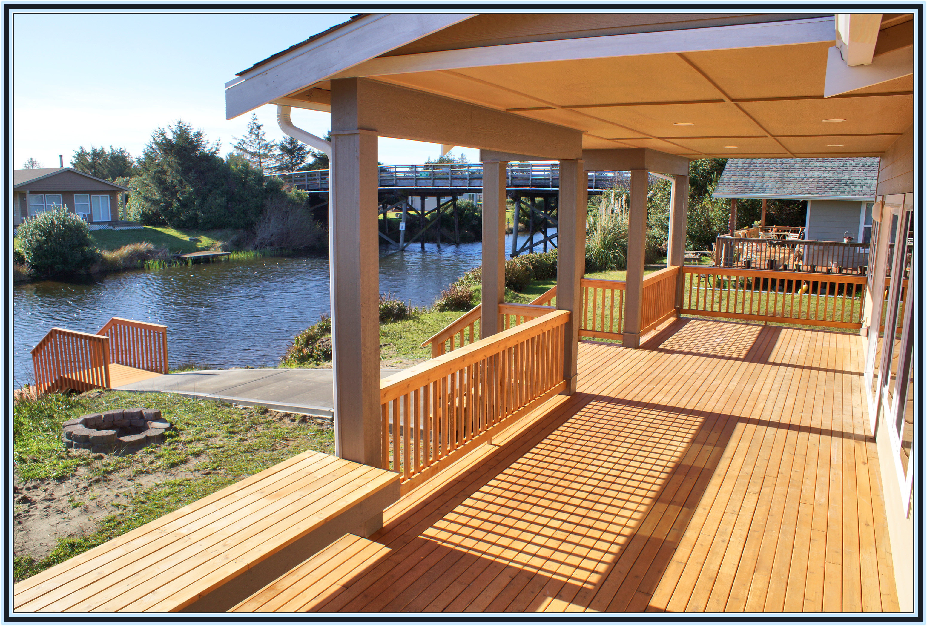 OCEAN SHORES REAL ESTATE New Waterfront Home! 4br 3ba