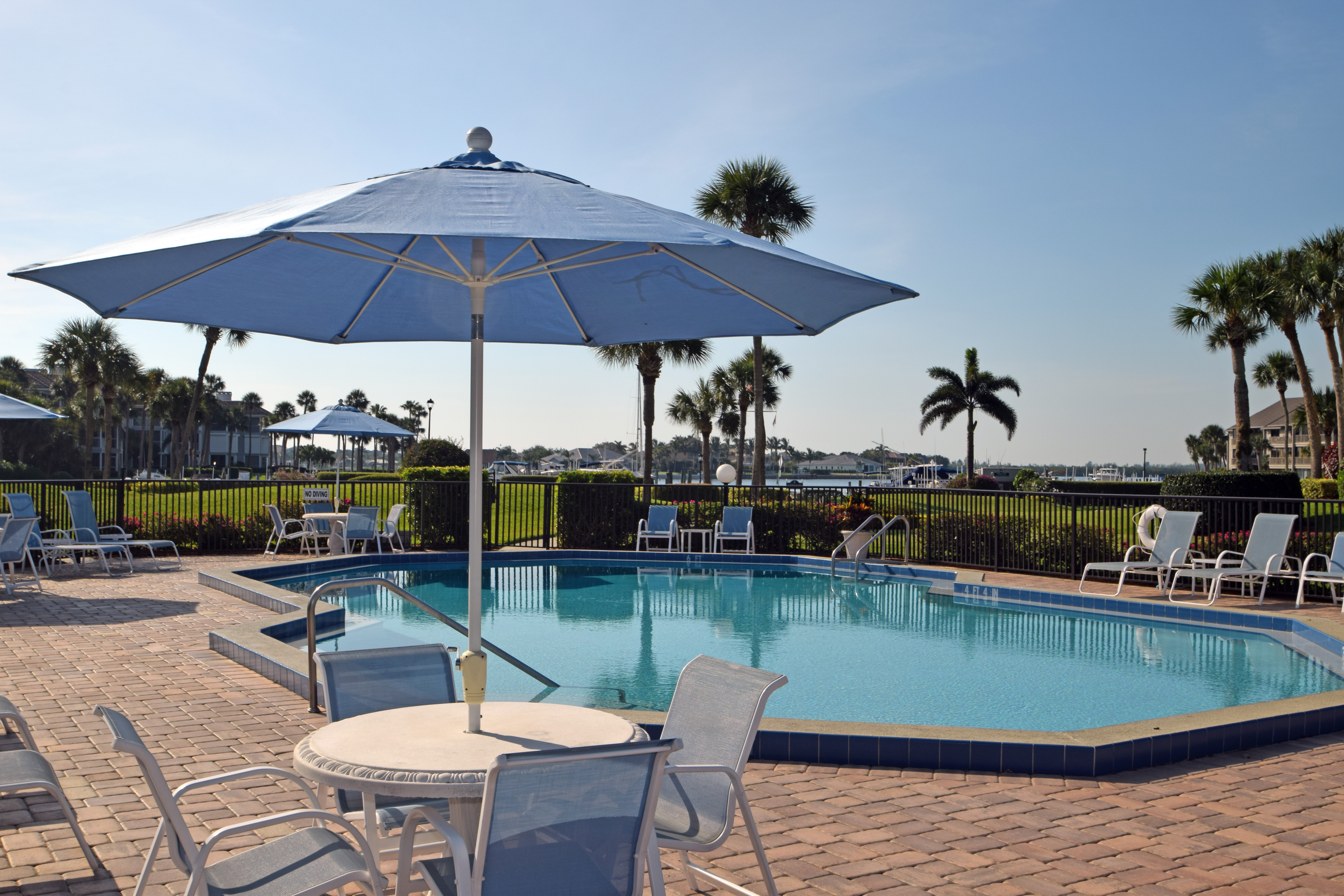 POOL HOME SEAGROVE VERO BEACH WITH GOURMET KITCHEN