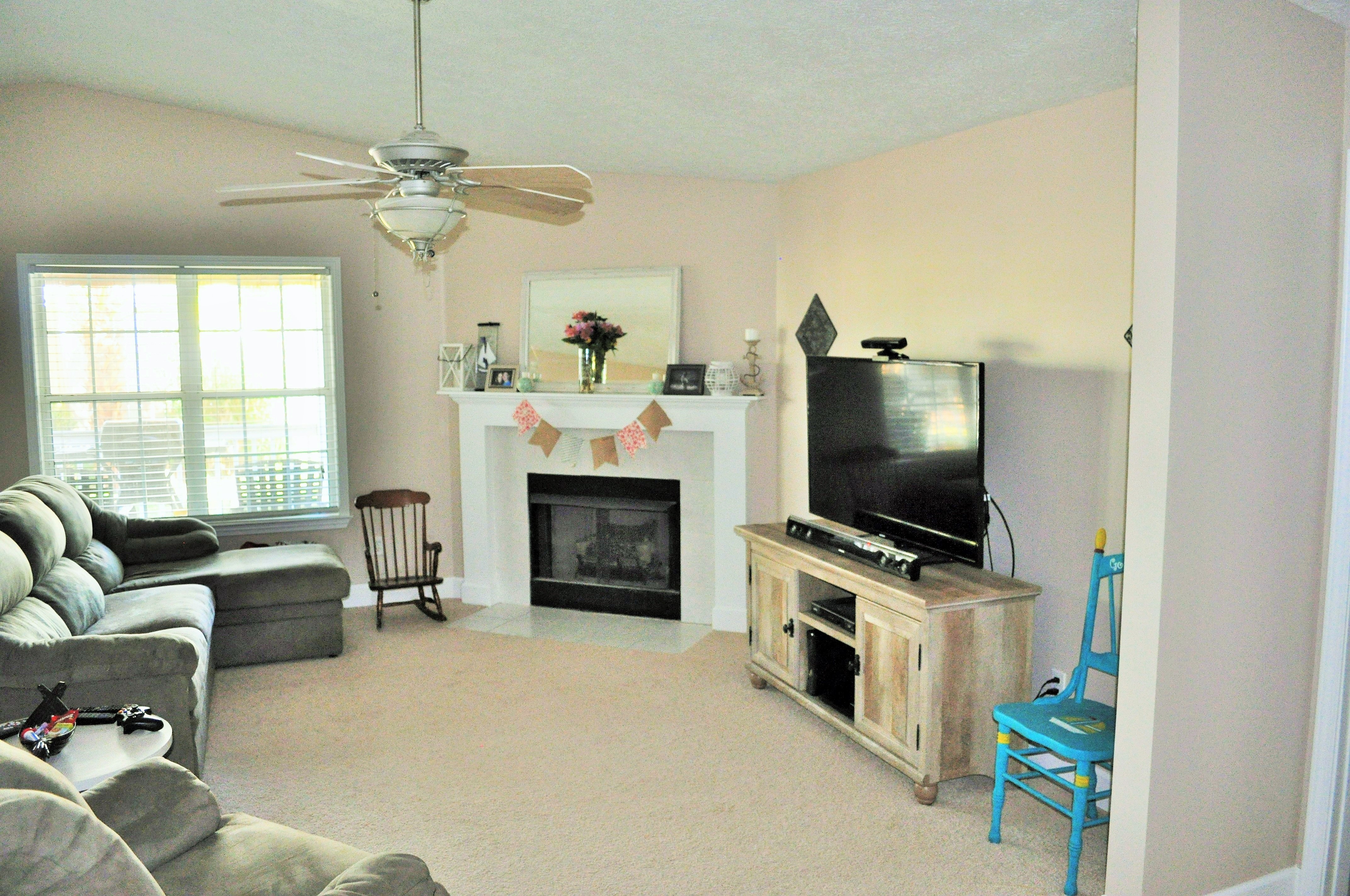 NEWLY LISTED BAY POINT CONDO IN PANAMA CITY!!!