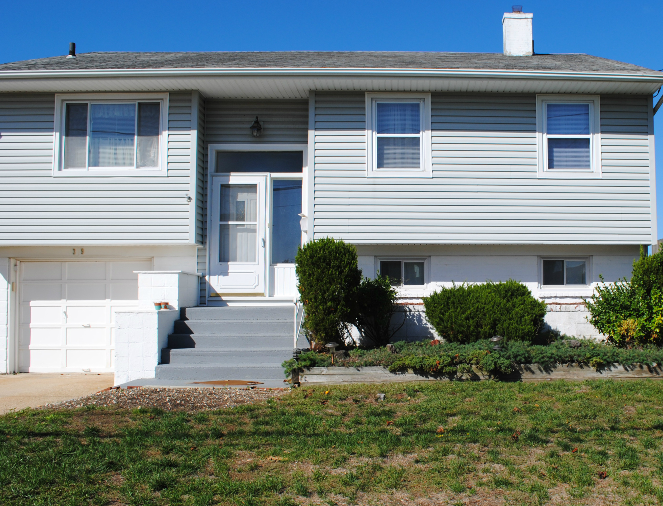 Freeport, Long Island Affordable Waterfront Charmer