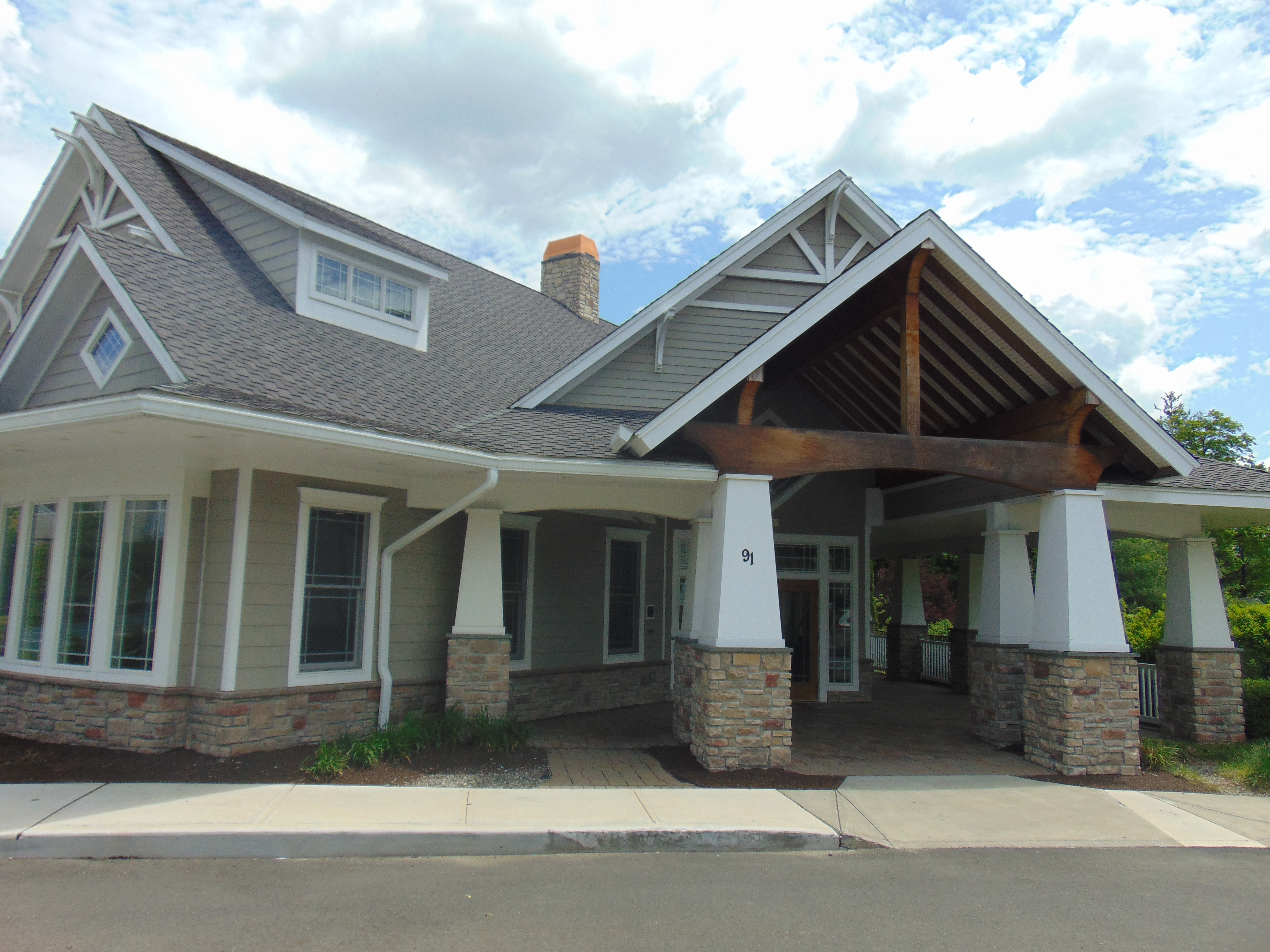 Timber Oaks Danbury CT Leasing Opportunity