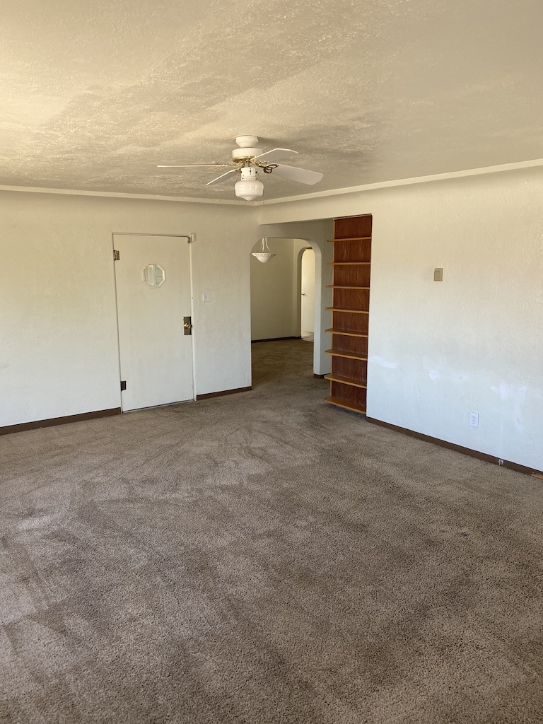 NEW LISTING! 1000 Brownlee, 88005