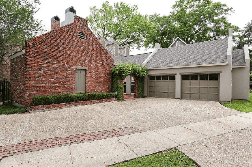 Home for sale on Estates Rd. Baton Rouge, LA 70808