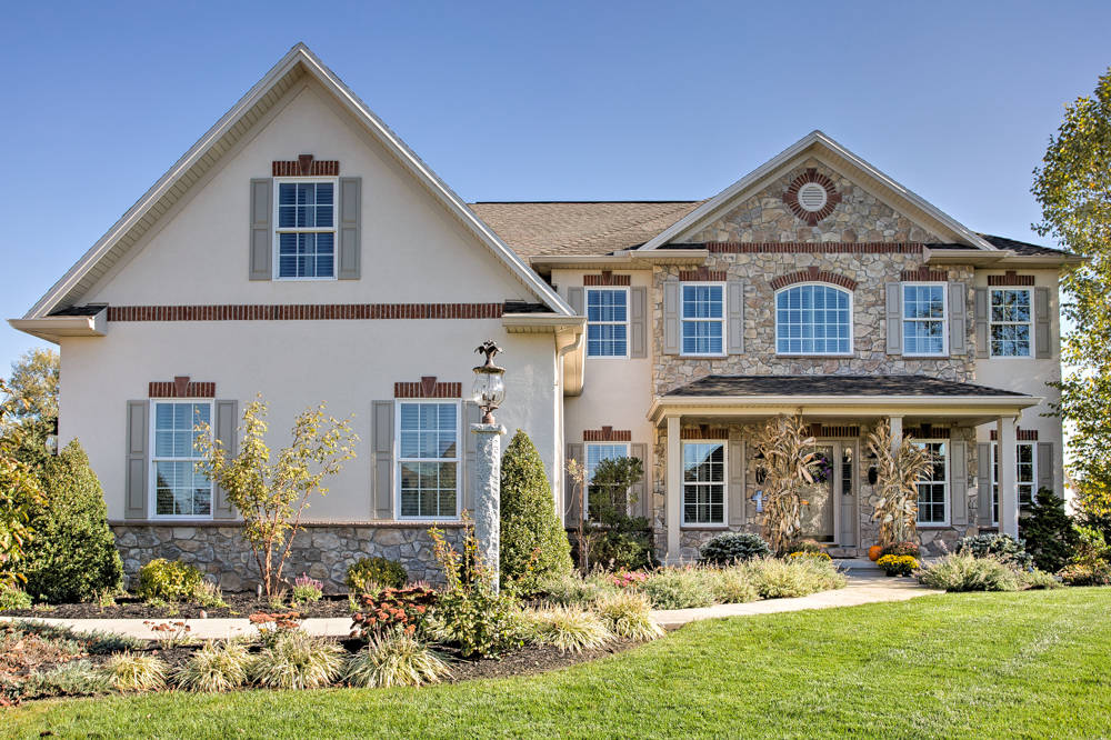 One of a kind Home in Amber Fields! Custom Touches