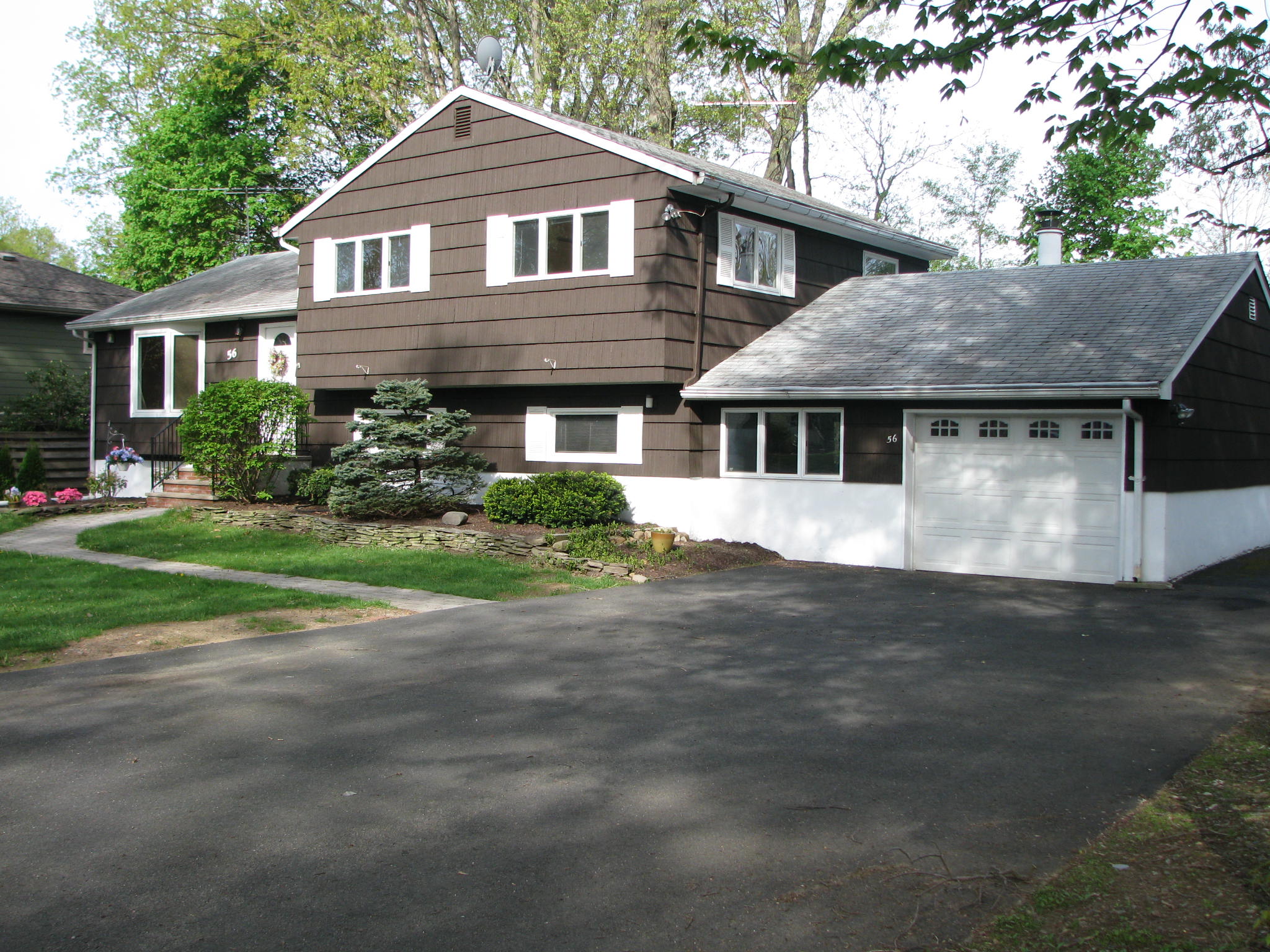 Two great homes for sale in Ramsey NJ for under 599,90