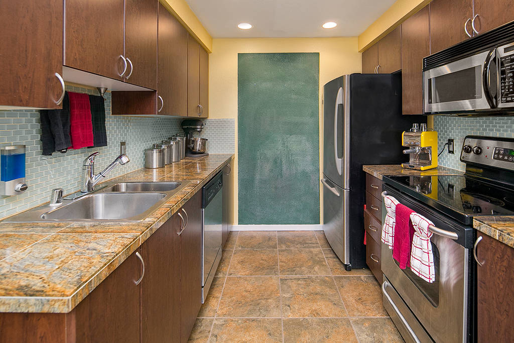 Downtown Kirkland Condo For Sale