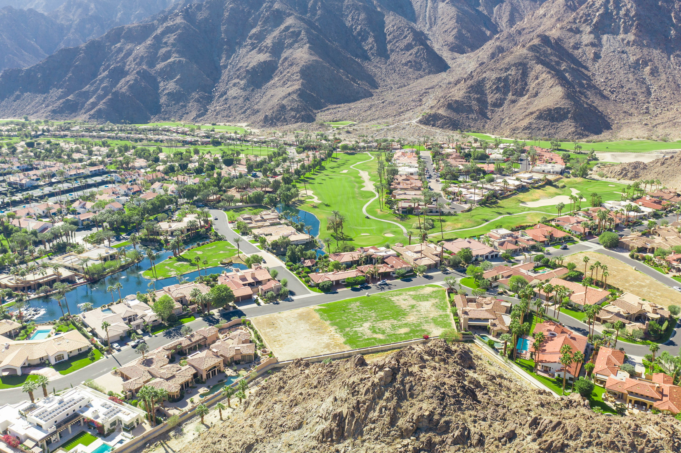 One of a kind Homesite in the Enclave La Quinta!