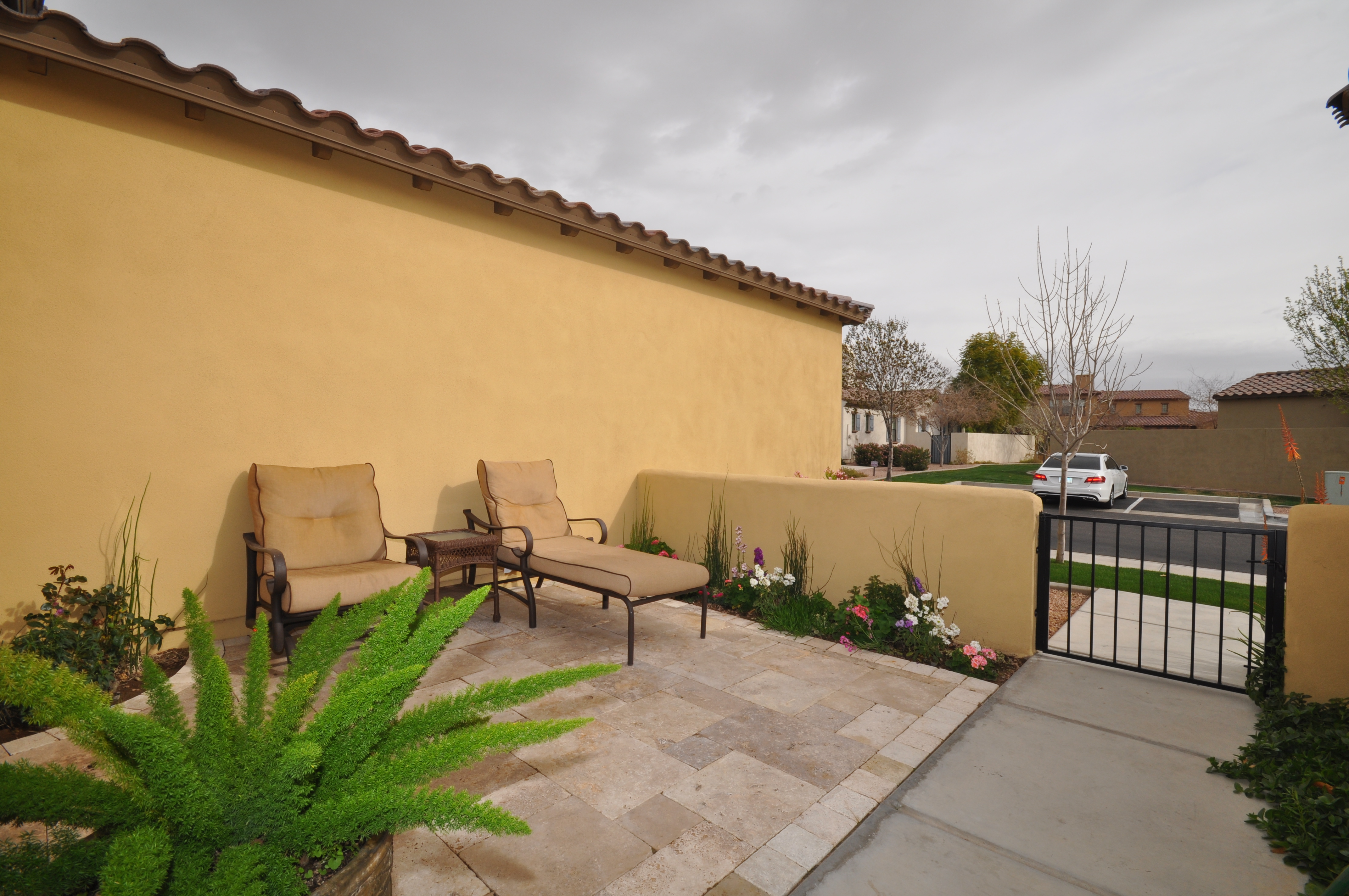 Crescent Falls at Fulton Ranch 3 bd/2.5 ba 2290 Sq ft Luxury Townhome