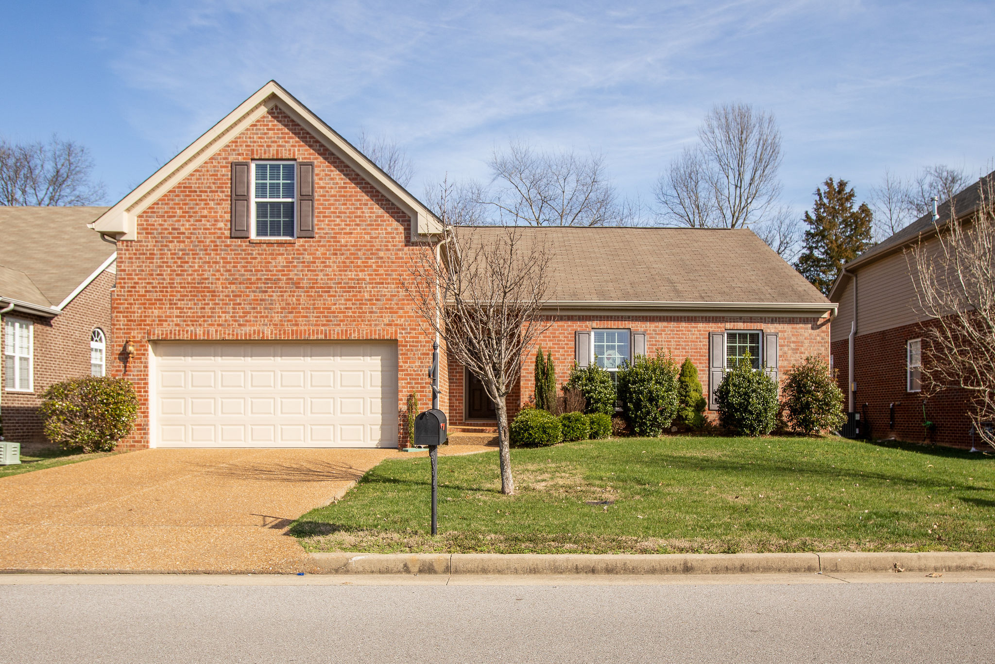 Too Late 7908 Oakfield Grove is Sold