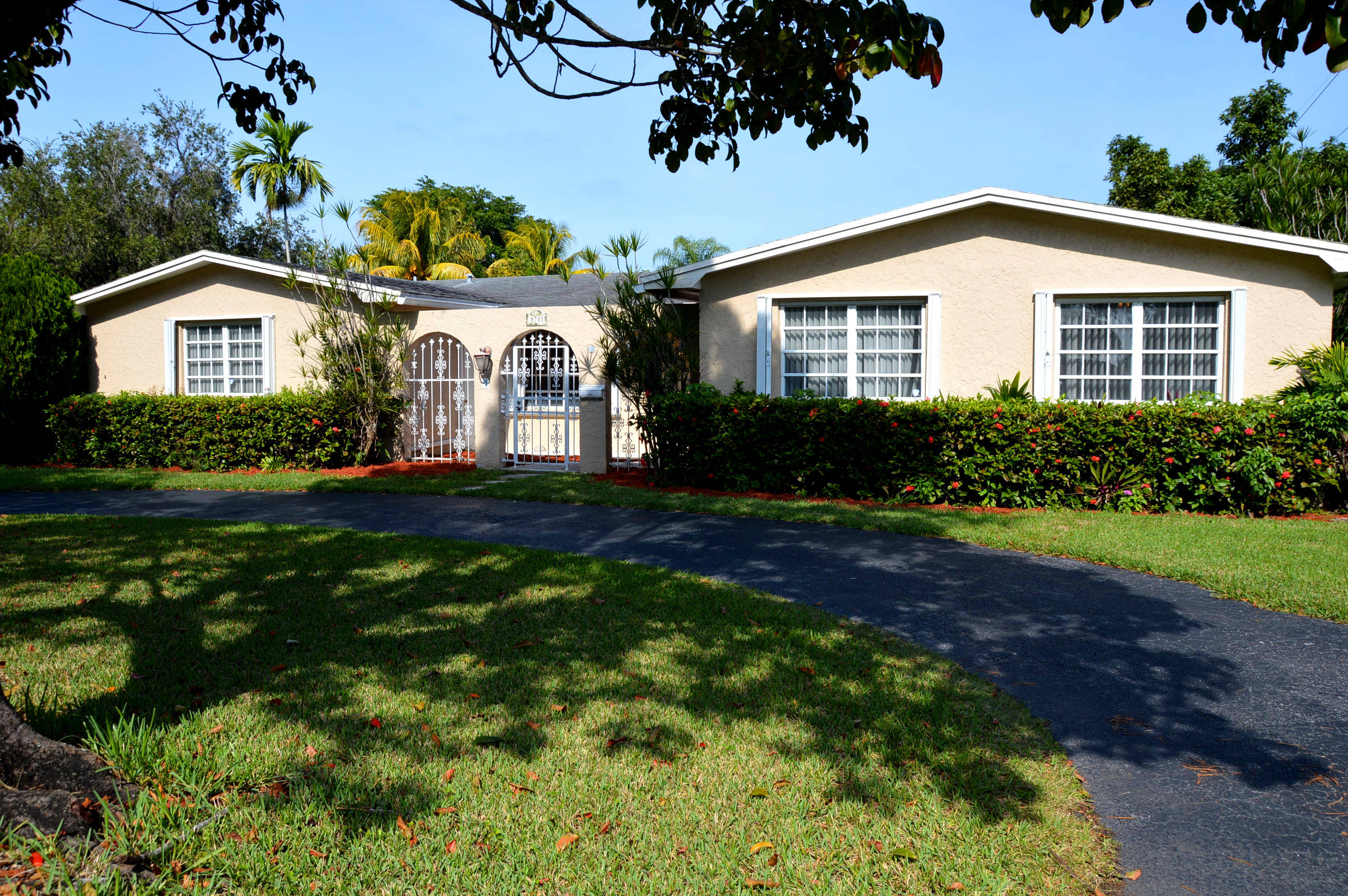 Palmetto Bay Home on a Canal