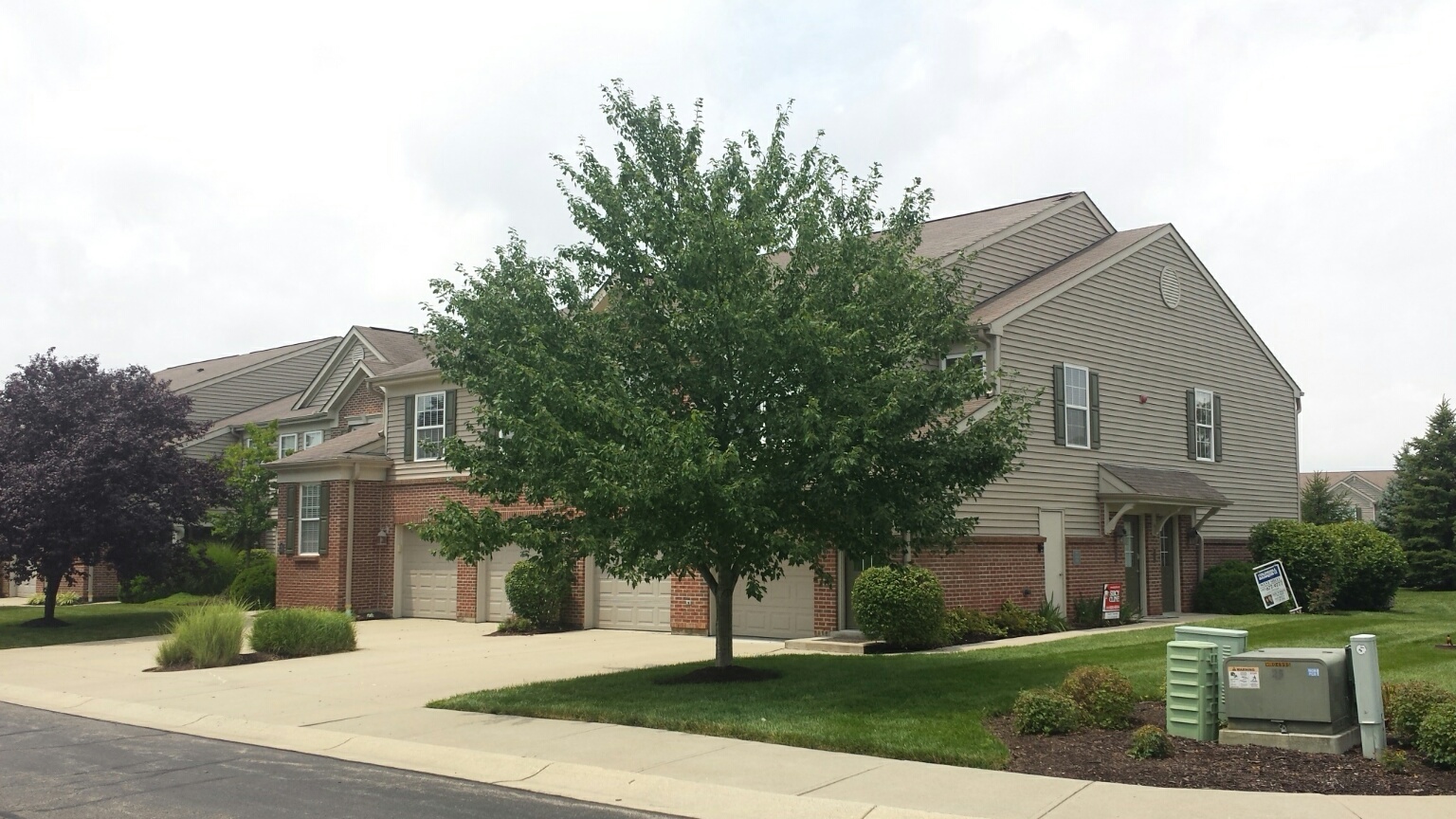 Miami Bluffs Condo Under Contract