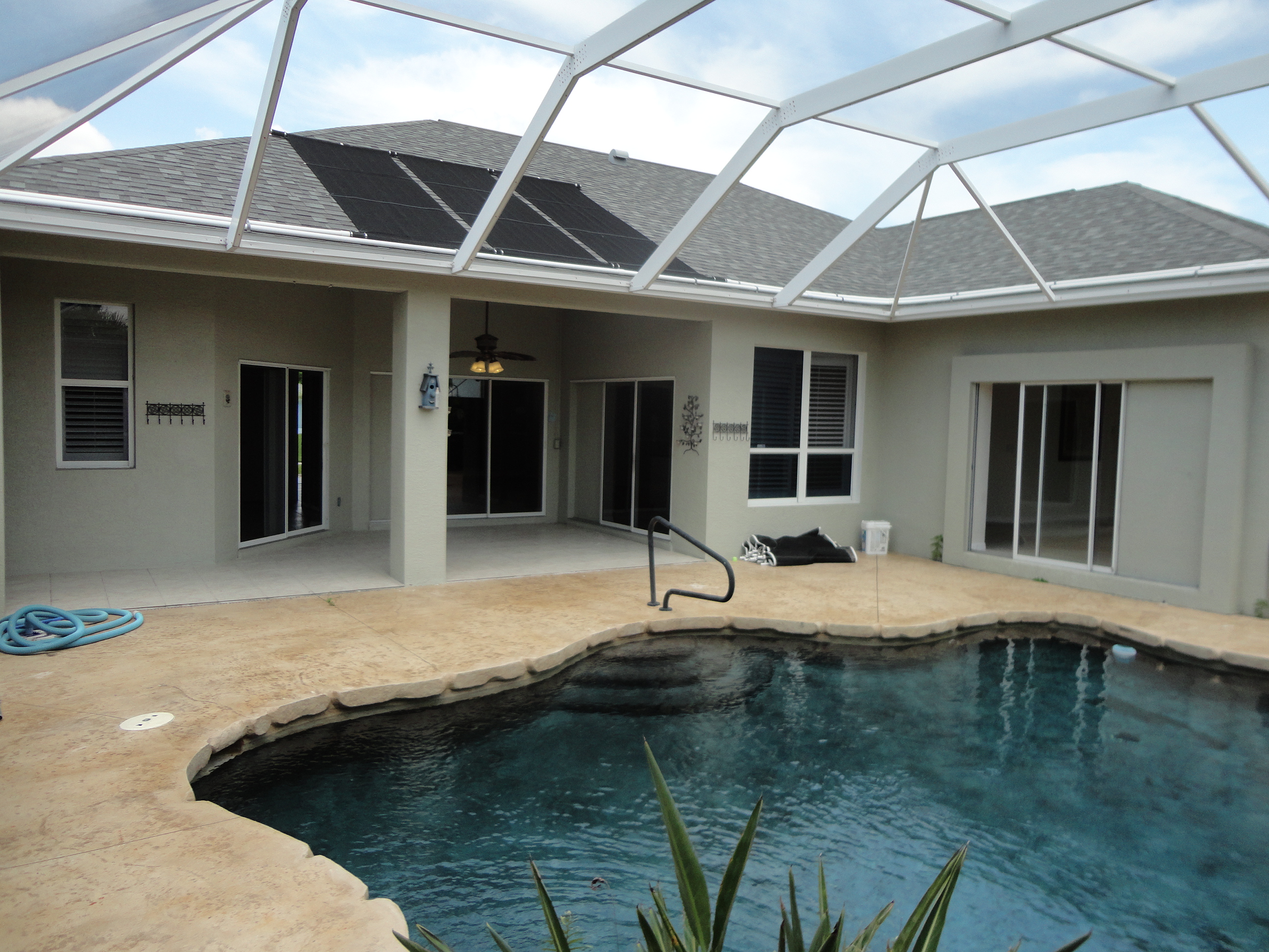 SE Cape Coral and Yacht Club pool homes under 300K