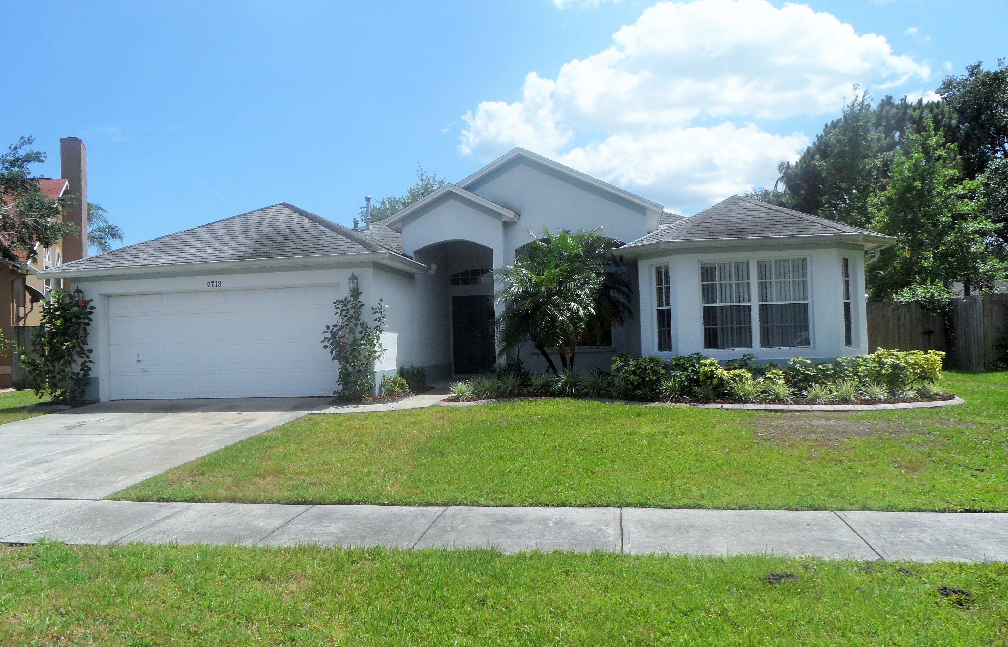 Sneak Peek Lease 3/2/2 in Summer Brook ready in June