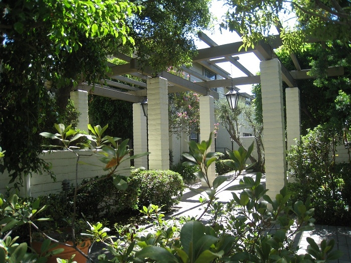 Monterey Townhomes in South Pasadena