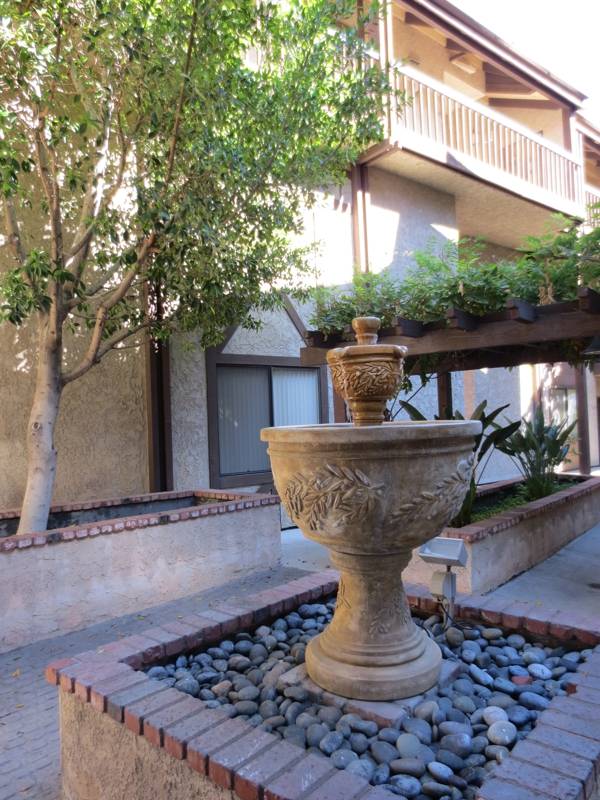 Pasadena CA Cordova Park Villas Condos at 330 Cordova S