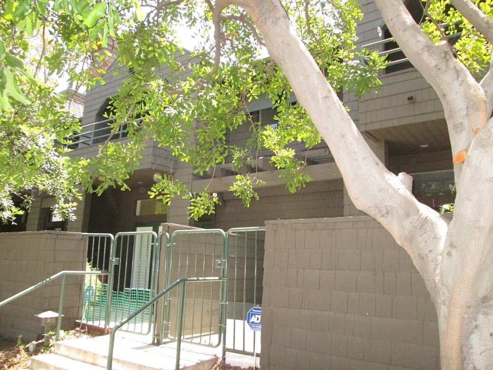 Cedar Ridge Townhomes with Garages in Madison Heights