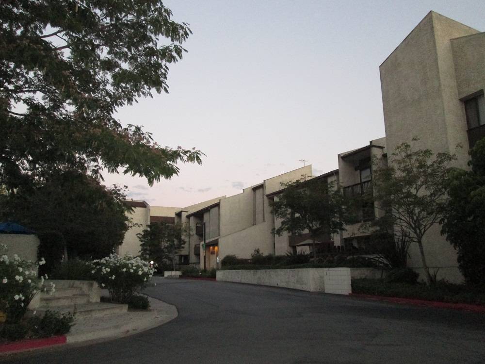 Monterey Hills Huntington Terrace Condos For Sale