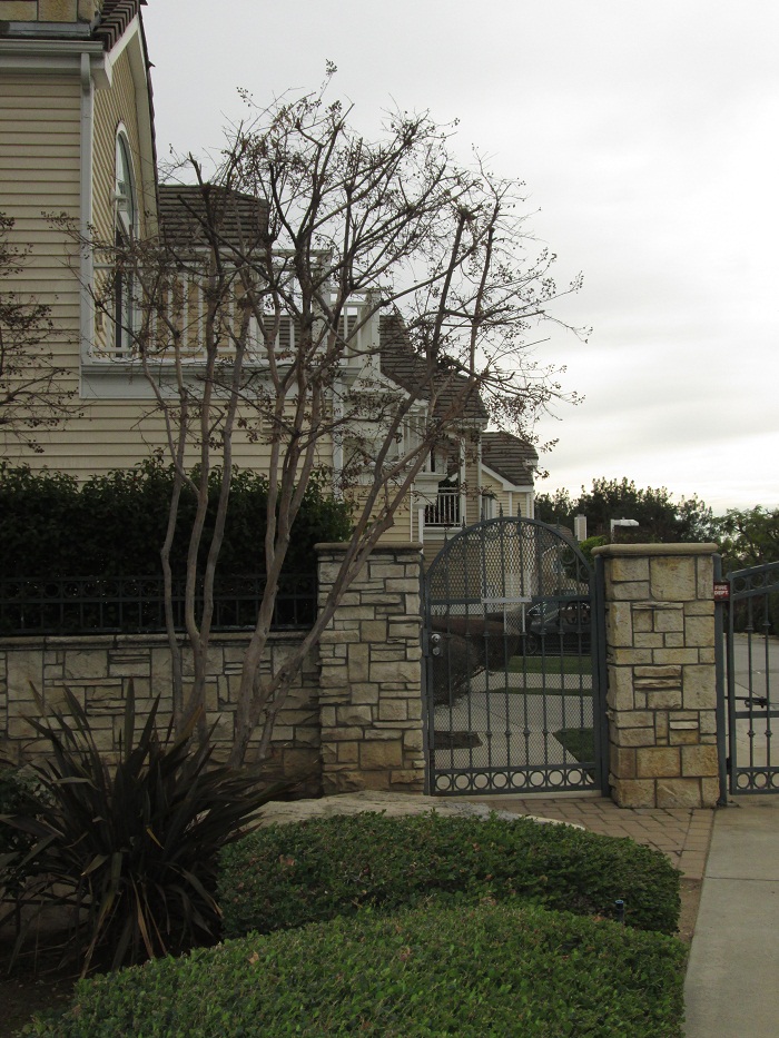 Pasadena CA Cypress Grove Townhome Gated Community