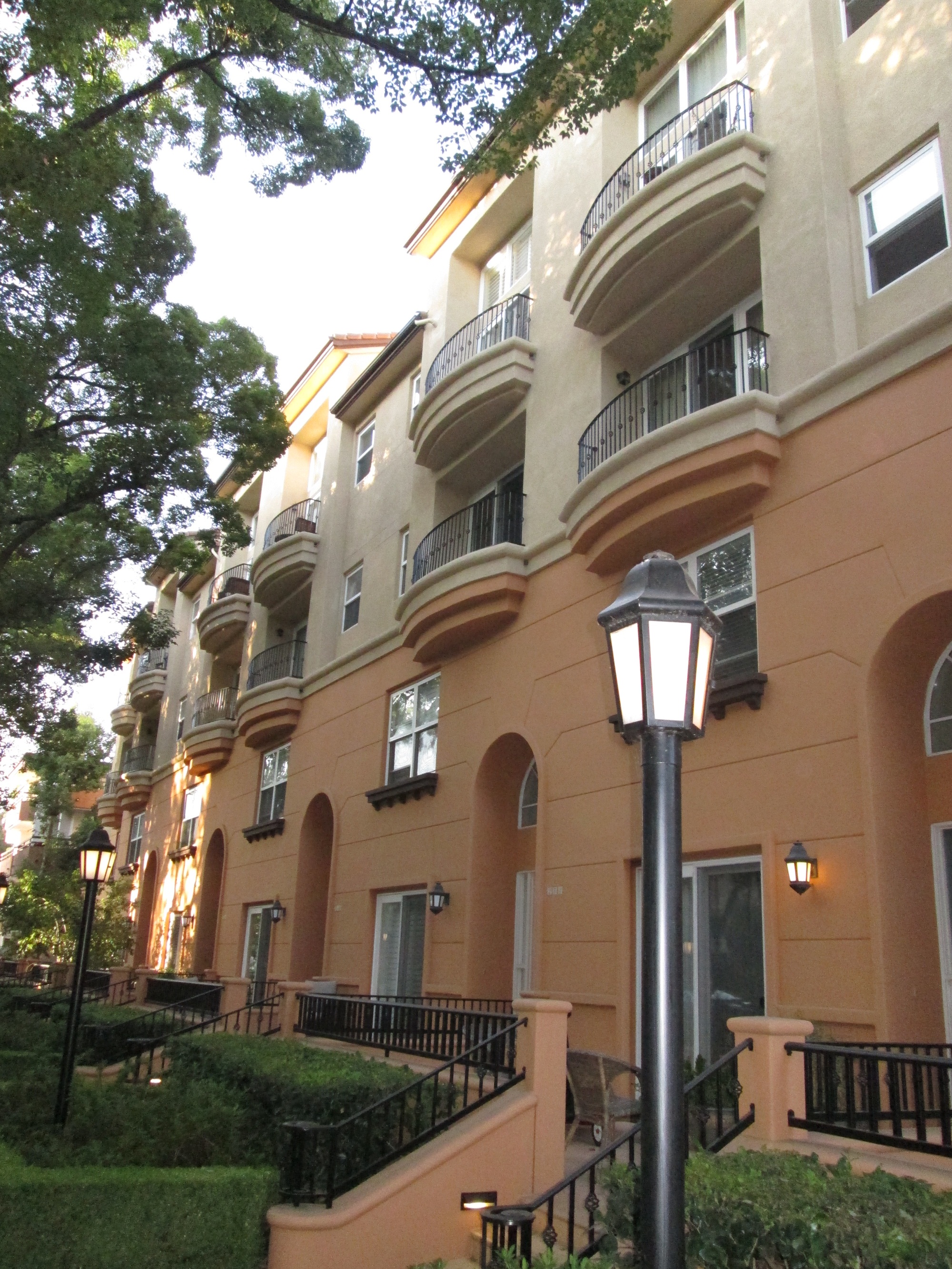 Pasadena CA Madison Walk Condos For Sale and Market Update June 2014