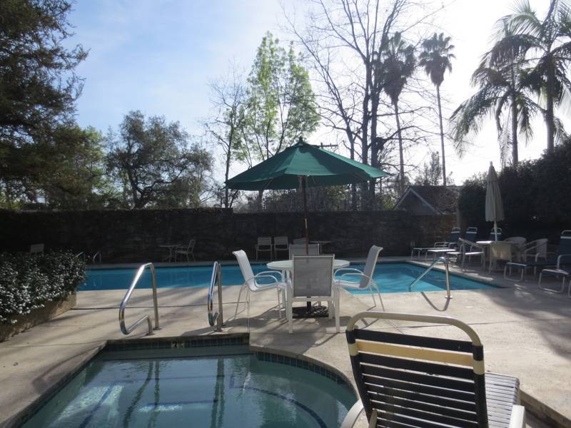 Madison Heights Condos and Townhomes in Pasadena