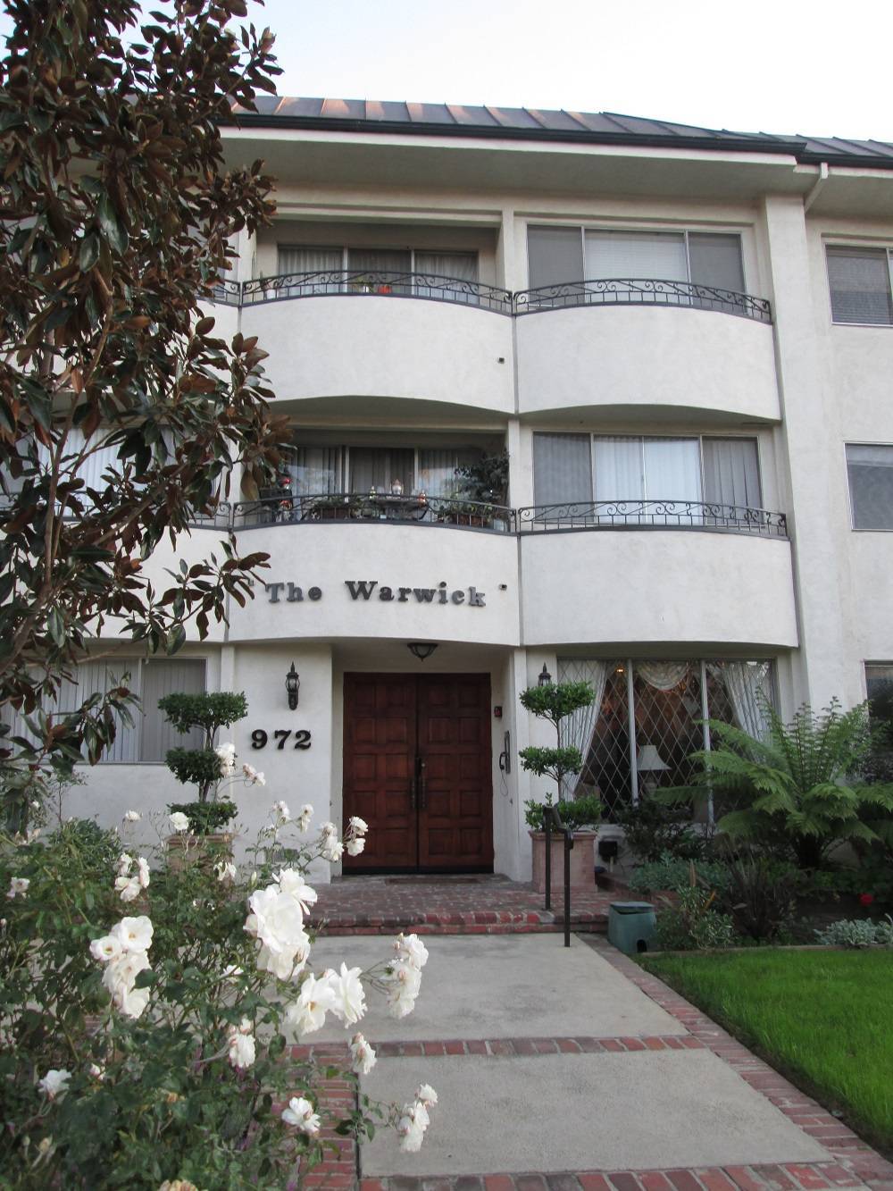 The Warwick Pasadena Condos For Sale 972 E California