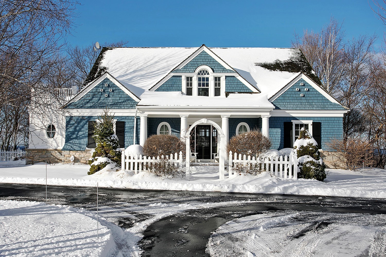 Homes and Condos for Sale at Horseshoe Bay Golf Club