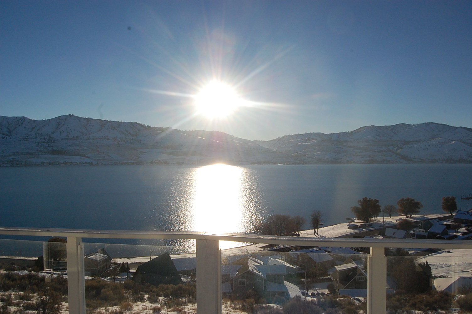 Community Waterfront Lake Chelan Rambler for Sale