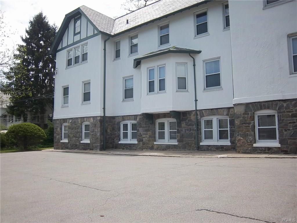 Cortlandt Manor NY Center Hall Colonial w. I