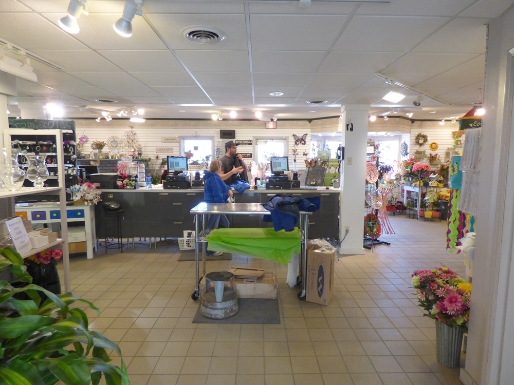 Lowe's Garden Center, Minot ND