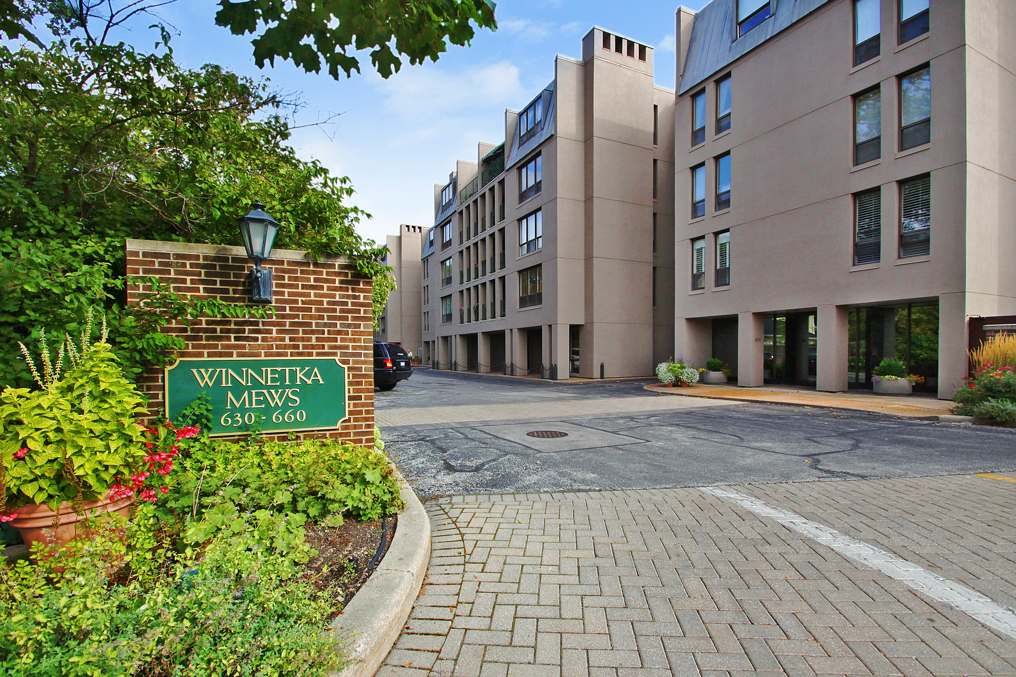 Mews Condo for Sale Incredible Space