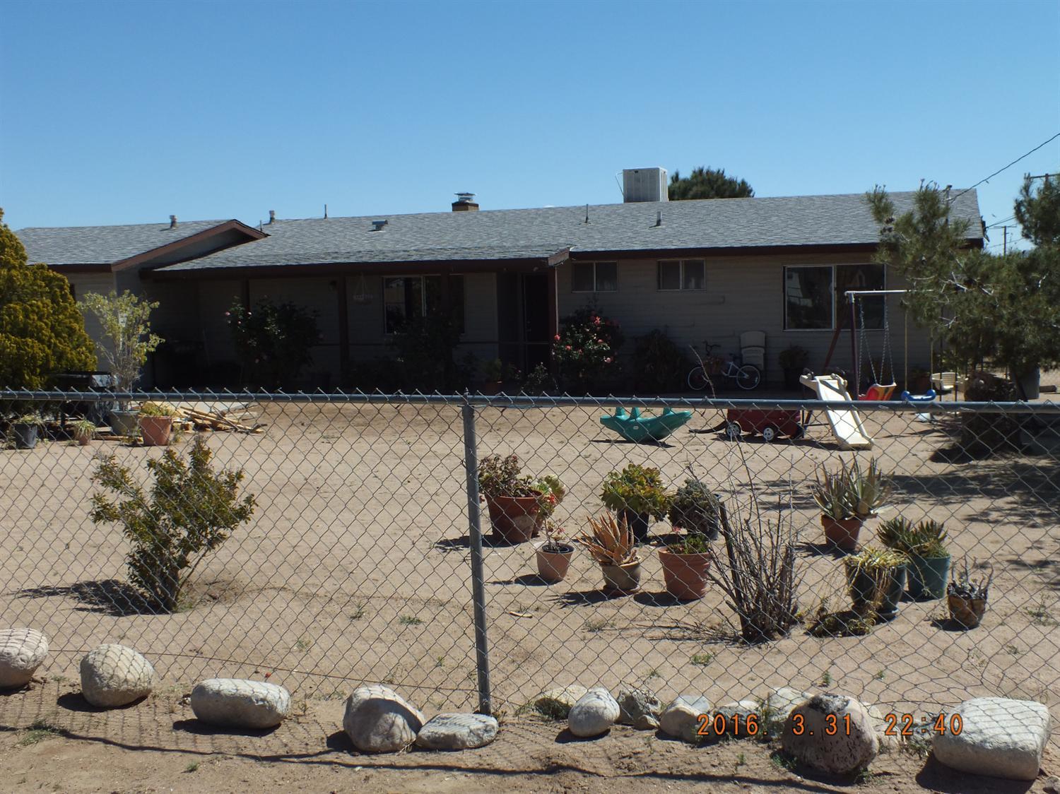 New Listing in Hesperia!