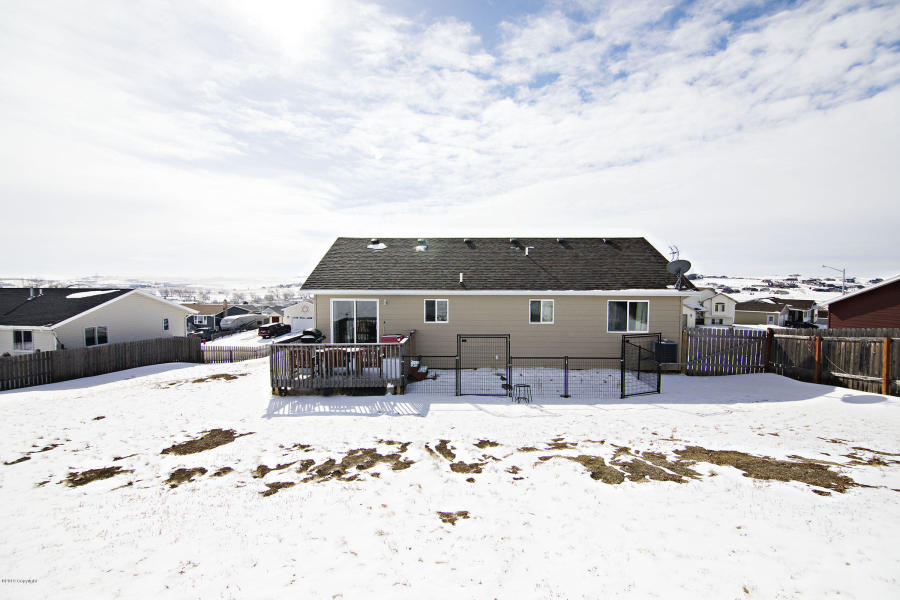Two Story Home with Space to Spread Out Gillette, WY Real Estate
