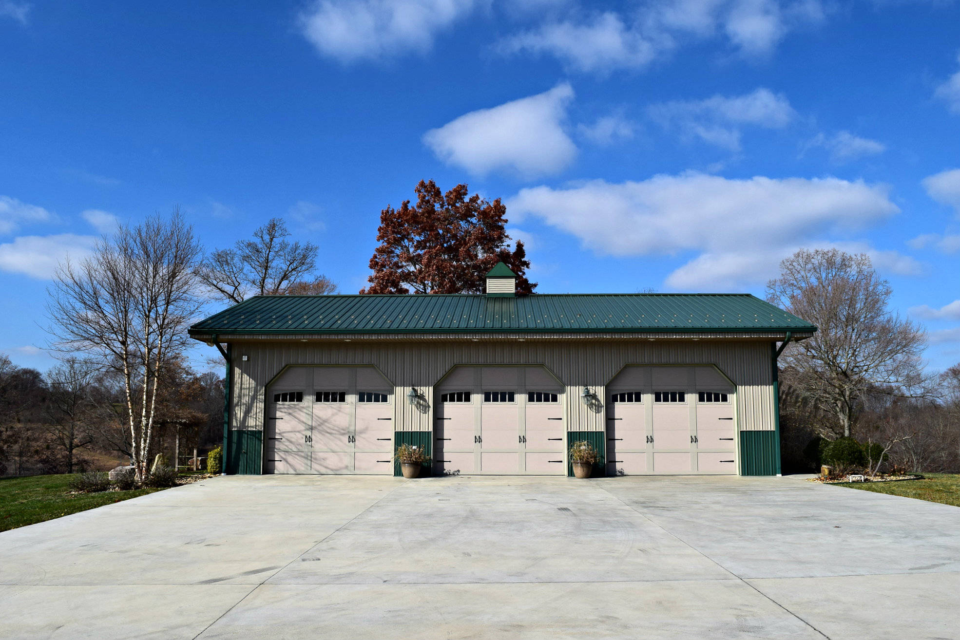 NASCAR Lover's Paradise For Sale in Bristol TN Area
