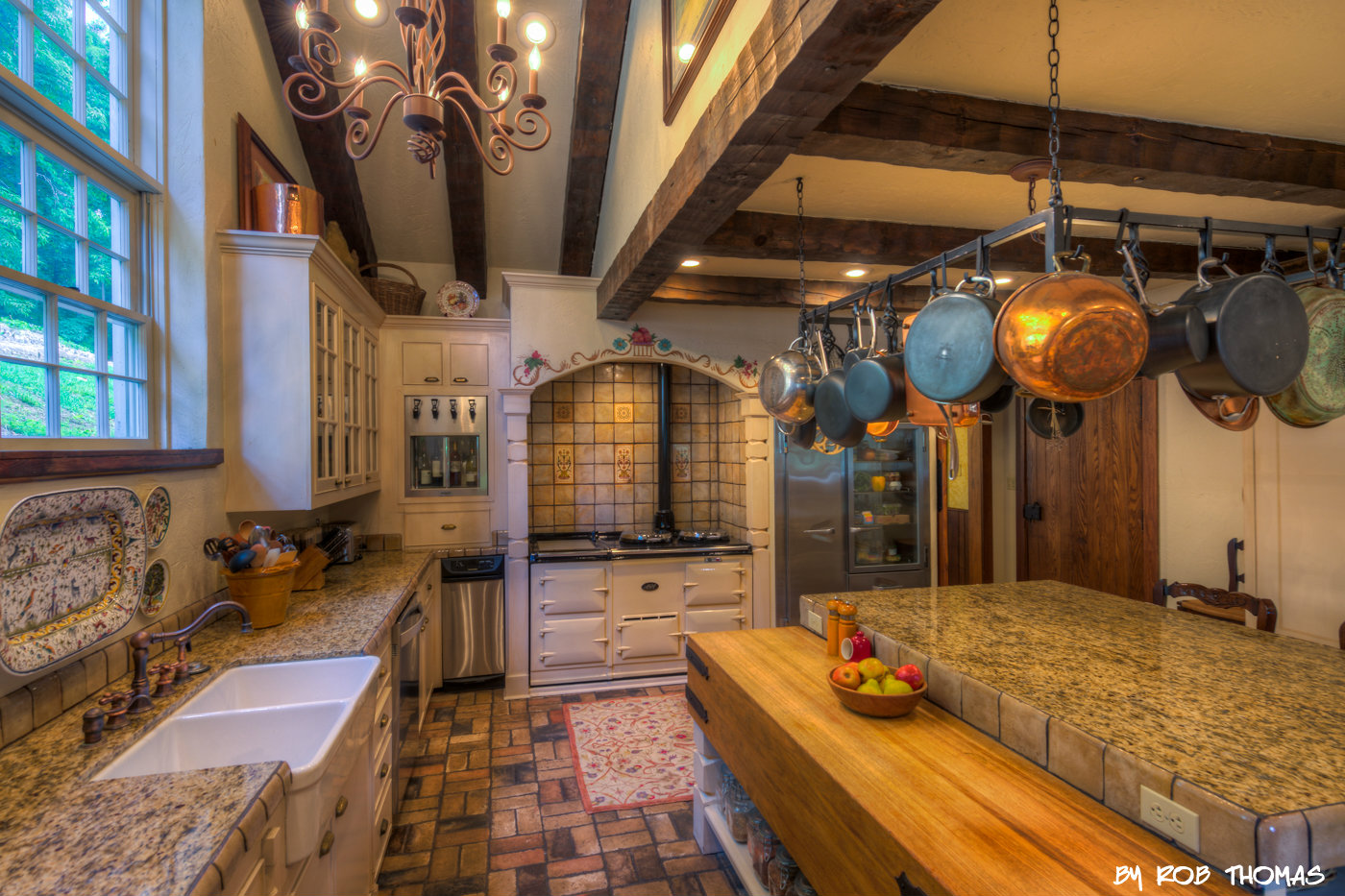 The Eastman Antique House in Bristol VA is Now For Sale