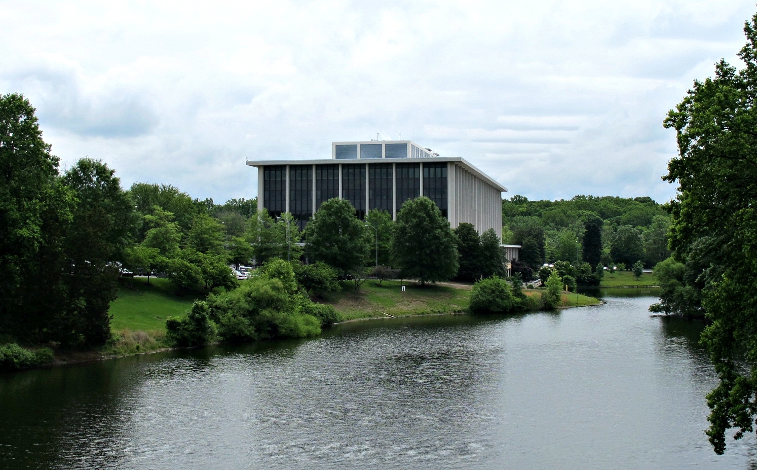 Reuse of the National Geographic Building, Gaithersburg