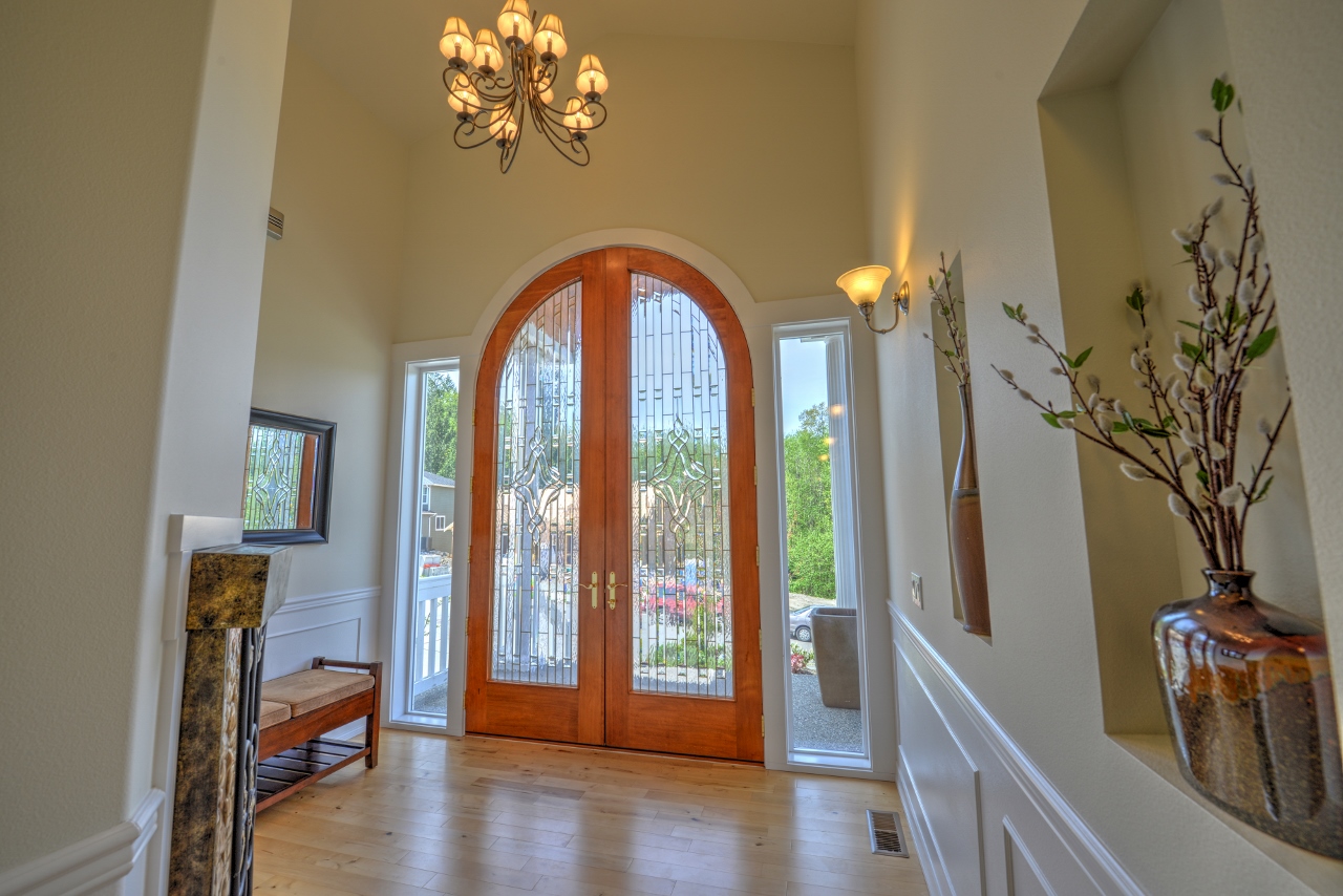 Eaglemont Golf Course Luxury Home for Sale Mount Vernon, WA