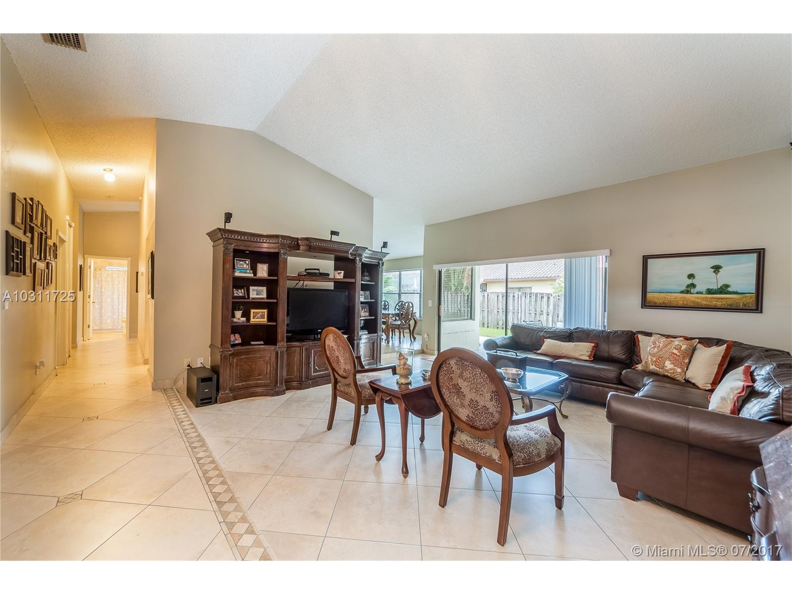 For Sale Ivanhoe at Davie
