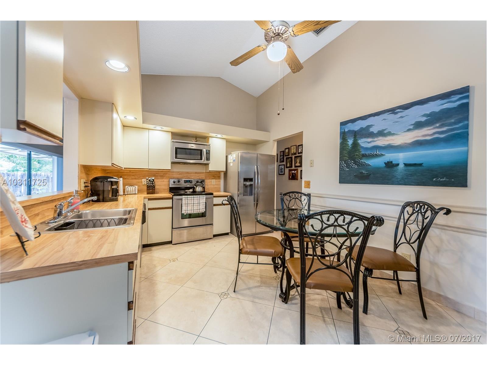 For Sale Ivanhoe at Davie