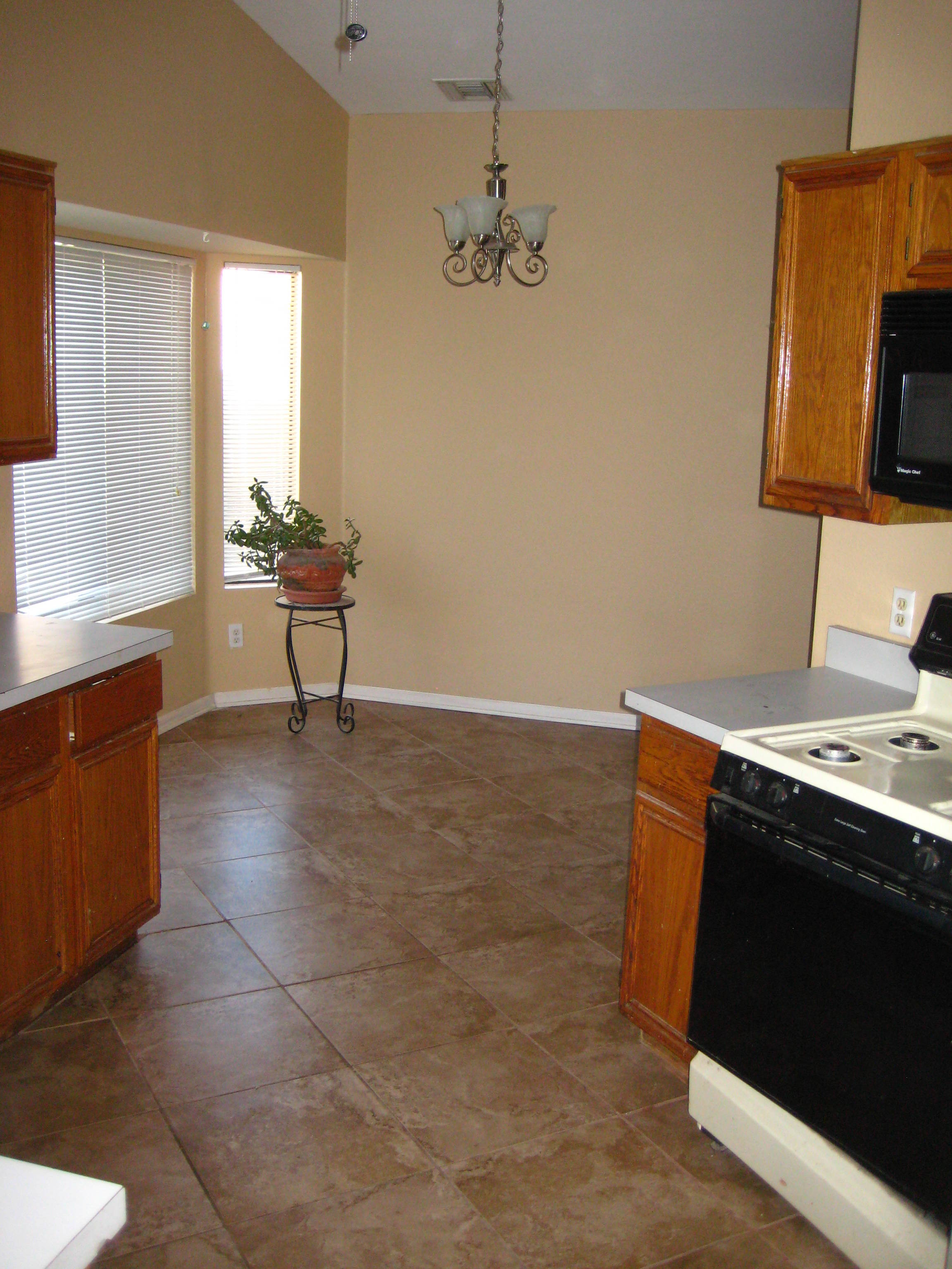 3 Bedroom Home for Sale in NW Tucson's Meadowbrook