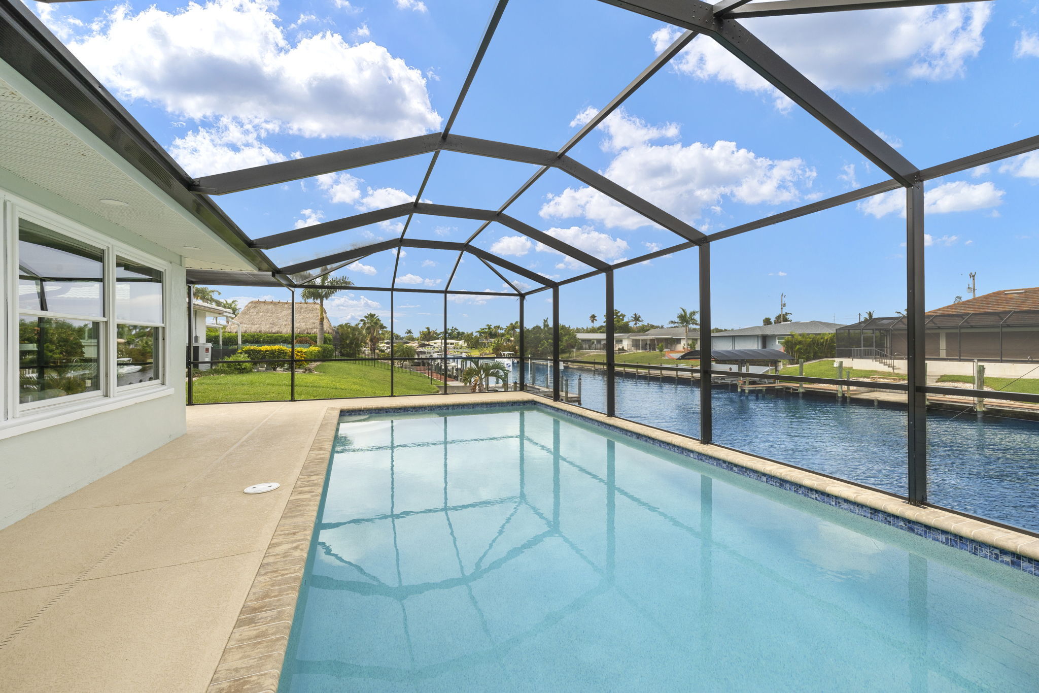 Beautiful House on the water for sale Cape Coral FL