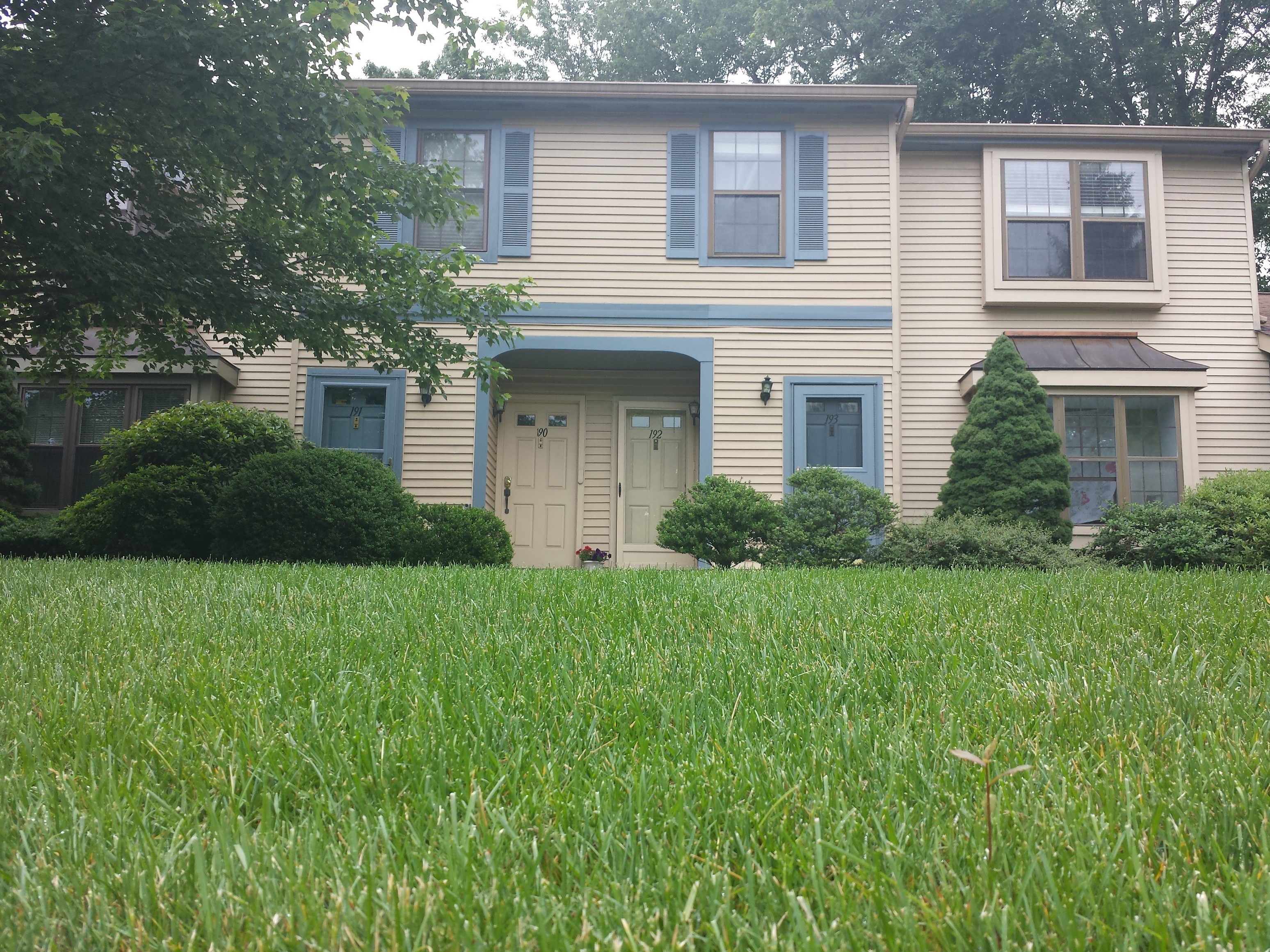 AMAZING VALUE!! 2BR/2BA Condo in Wyndham Place, Aberdeen, NJ