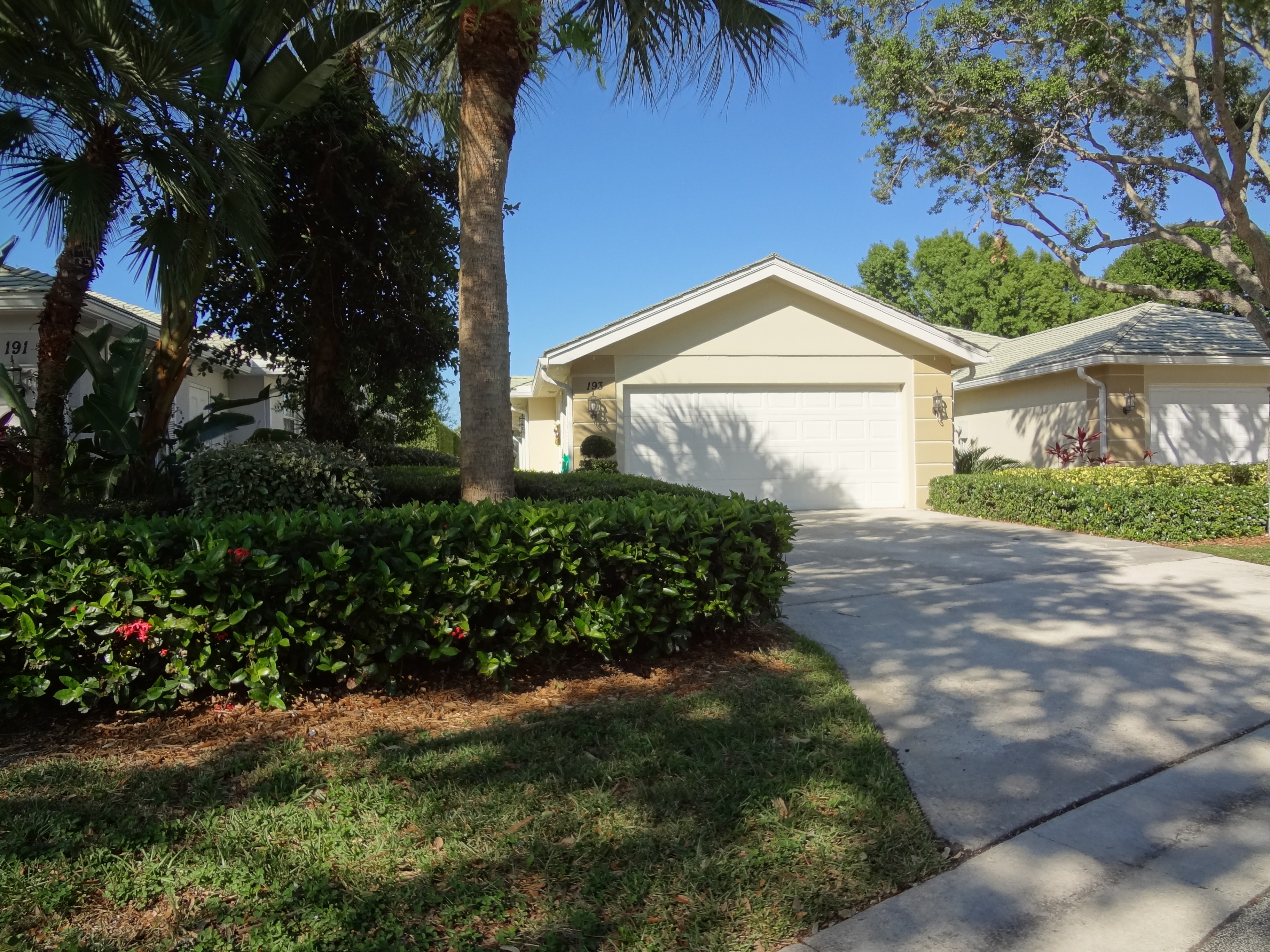 Indian Creek Golf Club of Jupiter Florida HOMES & CON